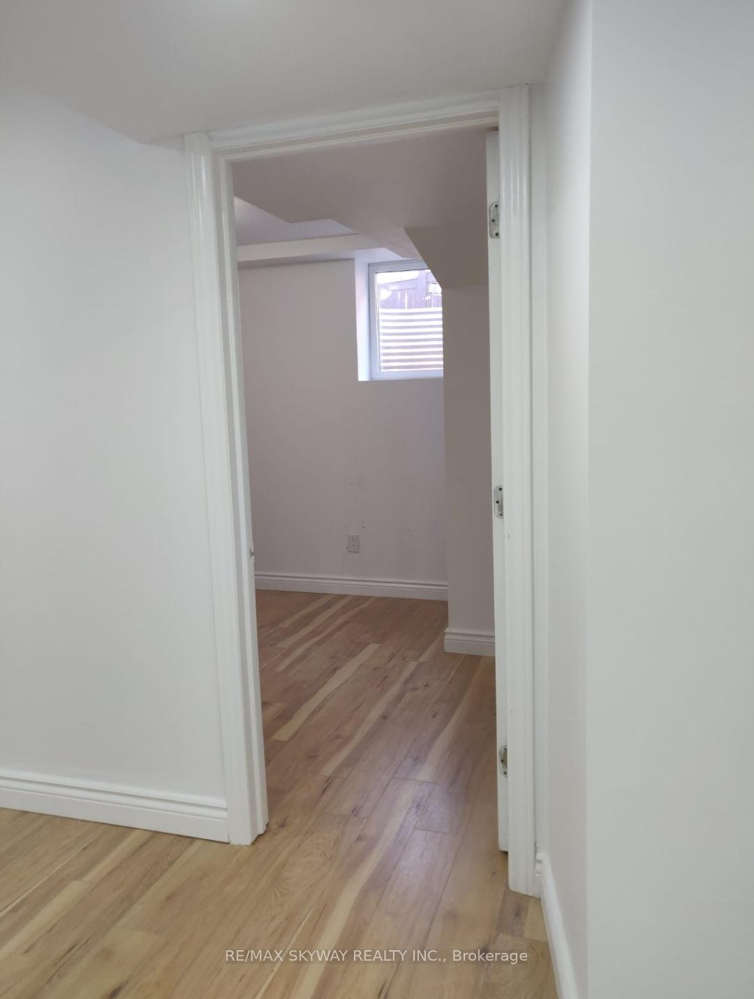 Photo 17 of Unit BSMT, 33 Sled Dog Road, Brampton, Sandringham-Wellington — HOMEH