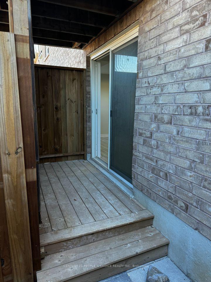 Photo 16 of 1812 Finkle Drive, Oshawa, Taunton — HOMEH