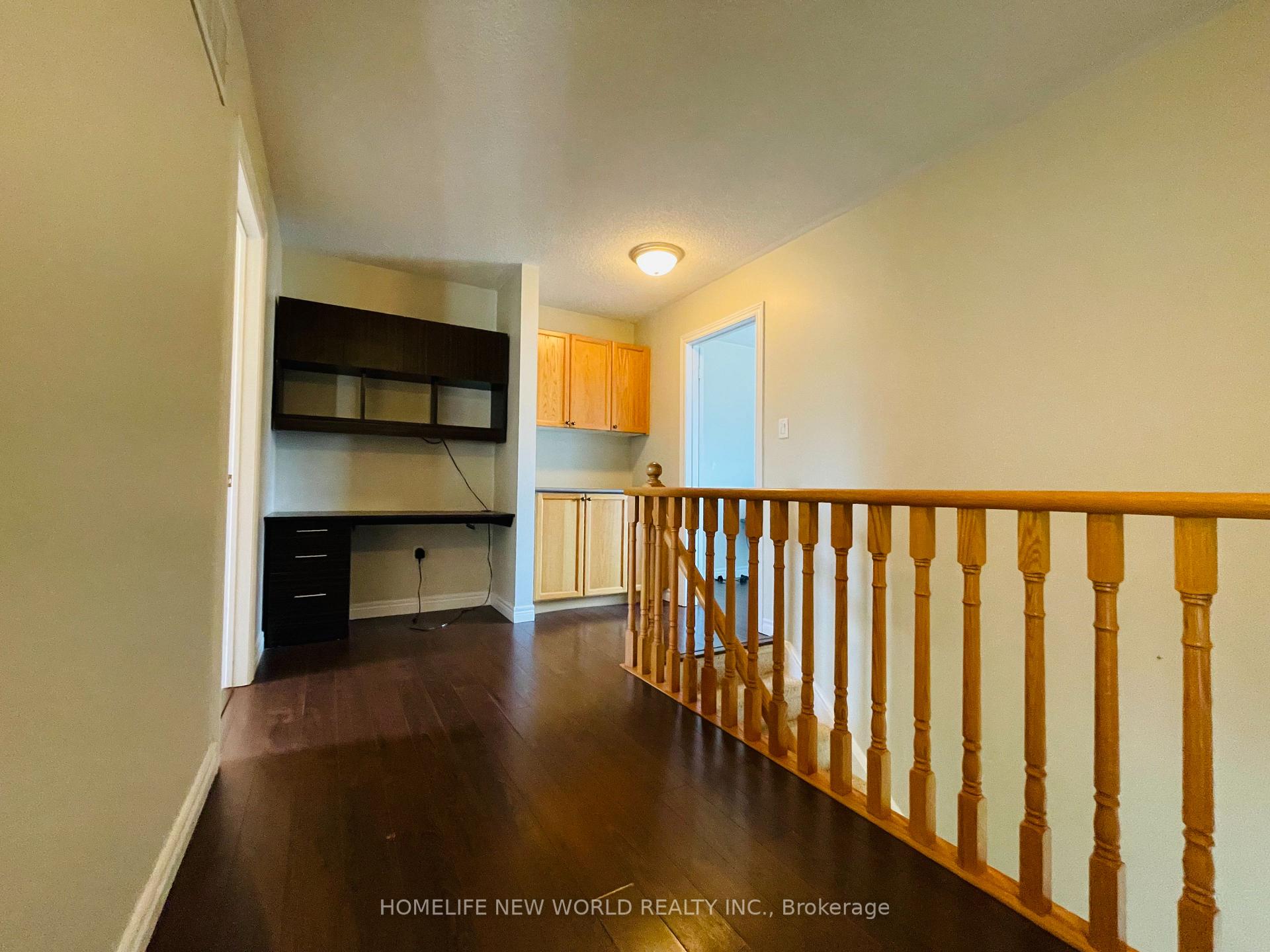 Photo 12 of 98 Thrushwood Drive, Barrie, Holly — HOMEH
