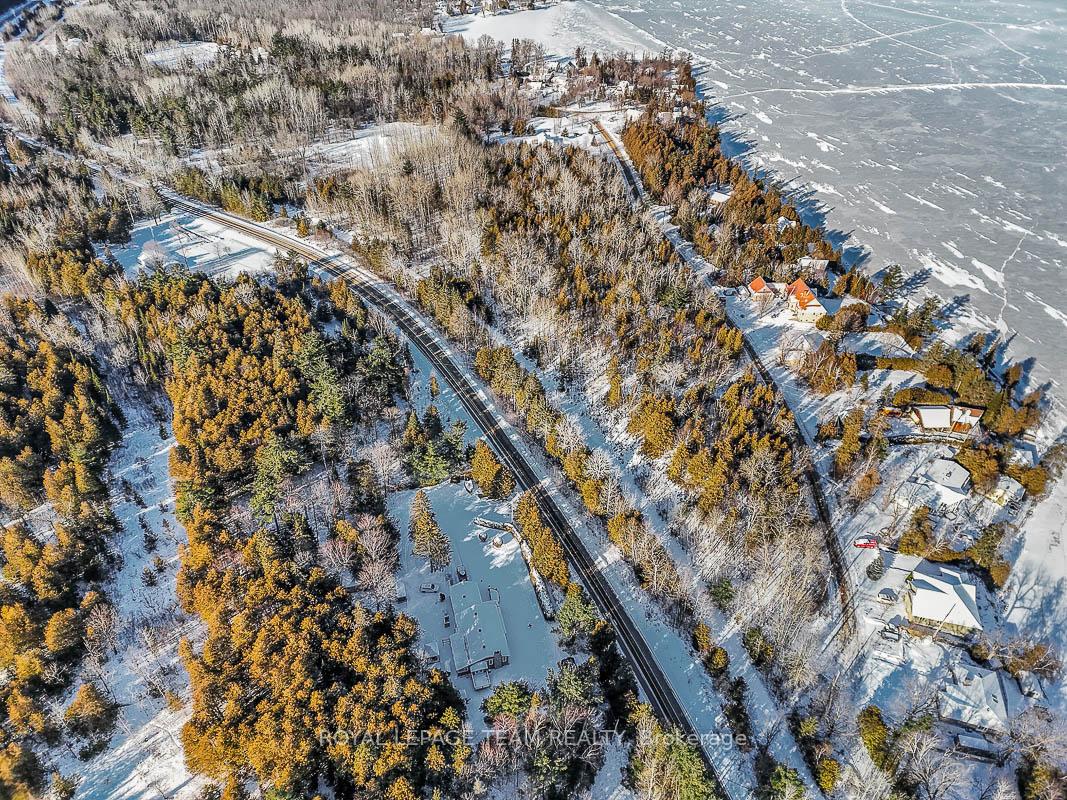 Photo 4 of Unit 6, 00 Mcneill Road, McNab/Braeside, Mcnab/Braeside Twps — HOMEH