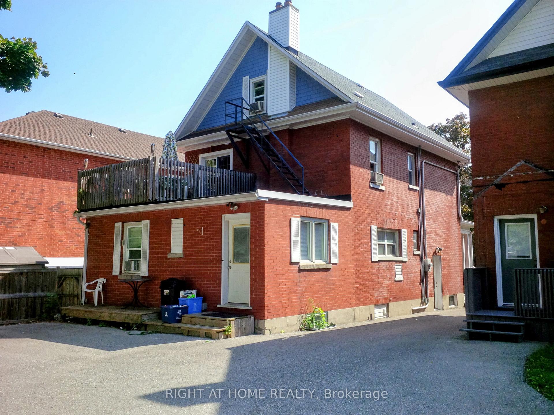 Front of Unit 1, 116 Brock Street E