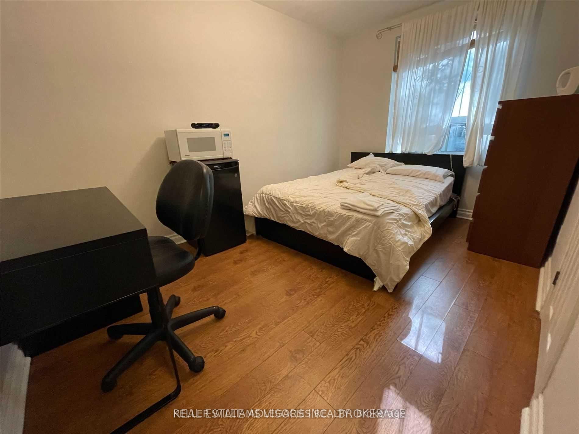 Photo 2 of 157 Jeffcoat Drive, Etobicoke, West Humber-Clairville — HOMEH