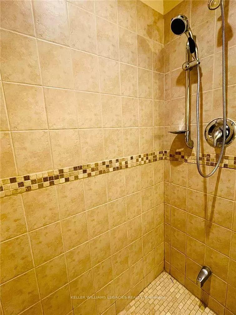Photo 11 of 157 Jeffcoat Drive, Etobicoke, West Humber-Clairville — HOMEH