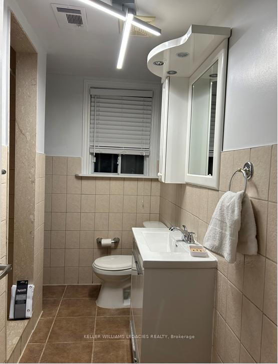 Photo 8 of 157 Jeffcoat Drive, Etobicoke, West Humber-Clairville — HOMEH