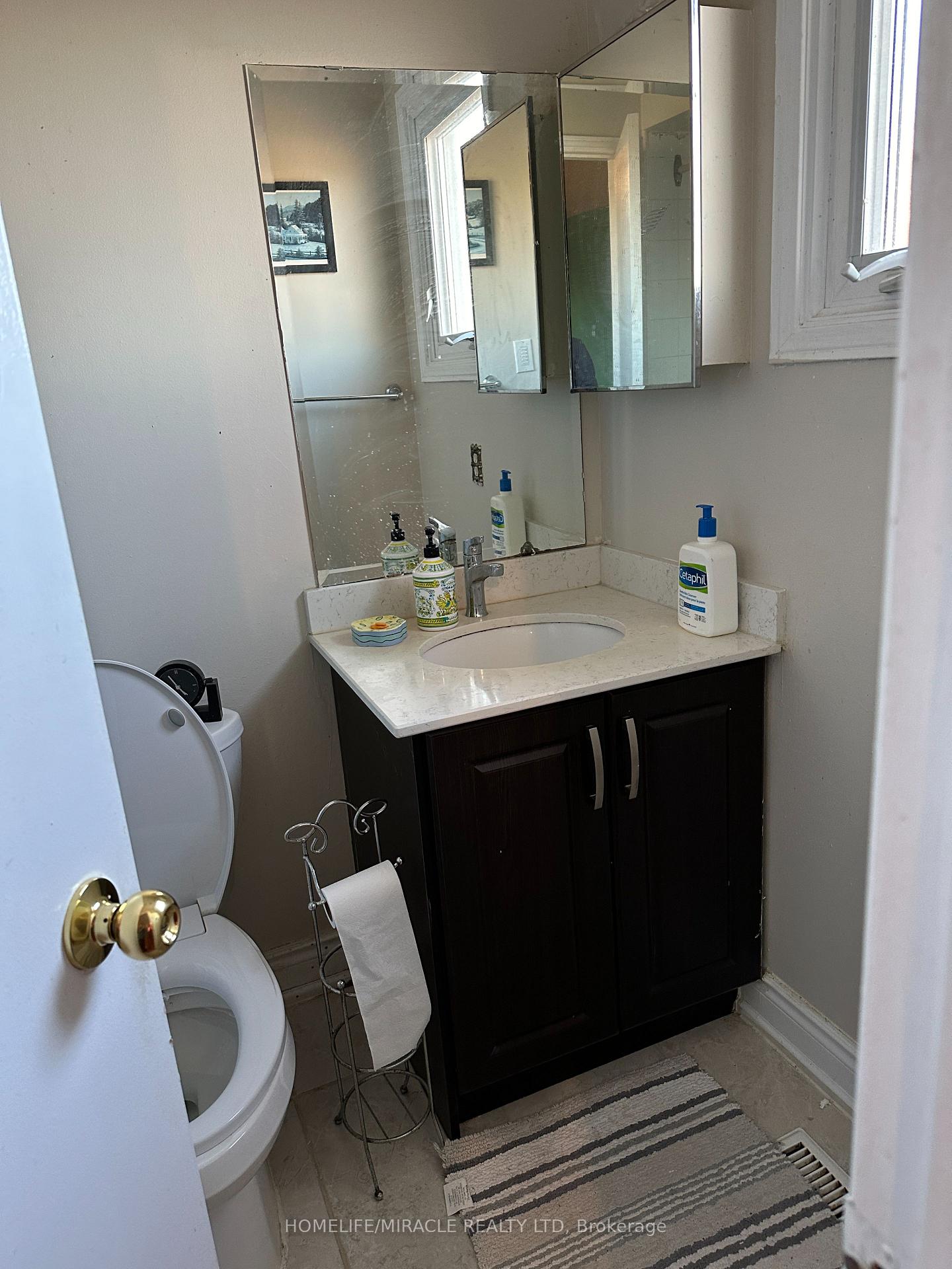 Photo 13 of 485 Hansen Road N, Brampton, Madoc — HOMEH
