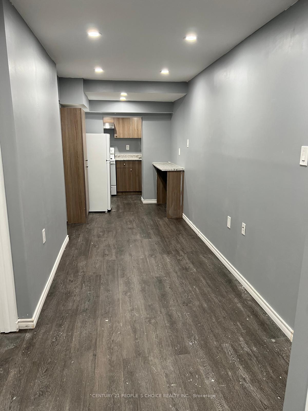 Photo 8 of 37 Pergola Way, Brampton, Bram West — HOMEH