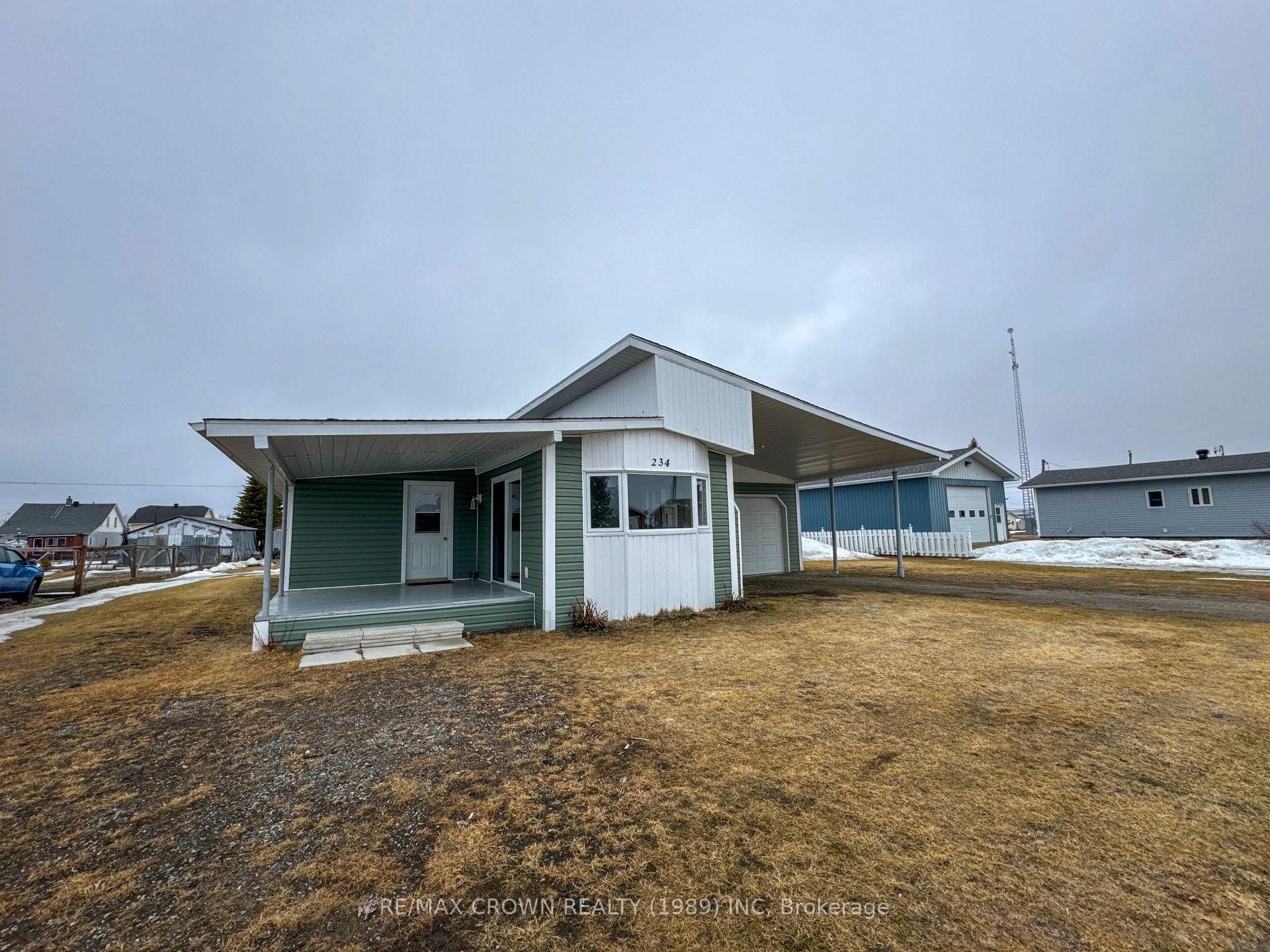 Front of 234 Balmoral Avenue