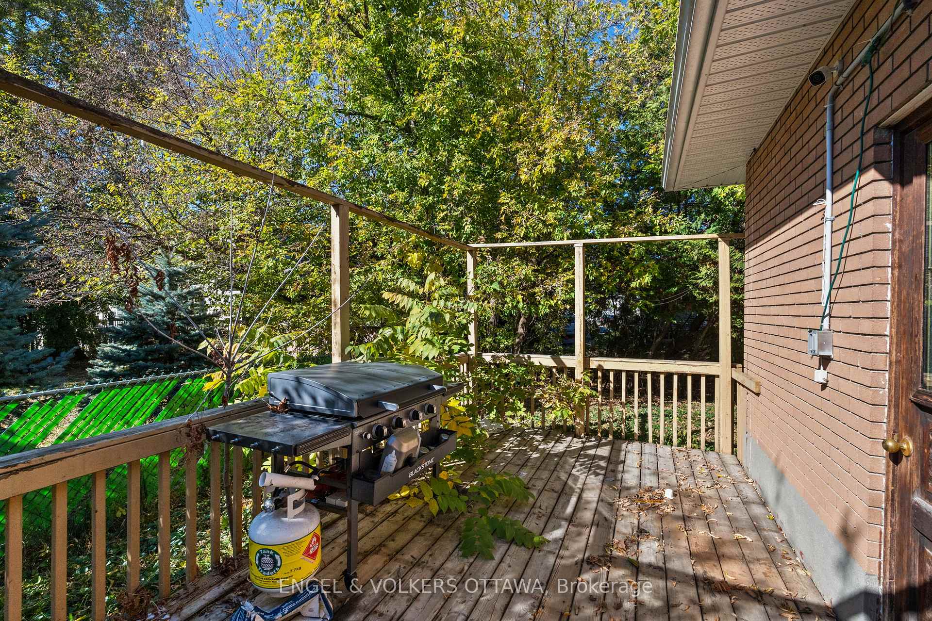 Photo 20 of 43 Cordova Street, Ottawa, Meadowlands/St. Claire Gardens — HOMEH