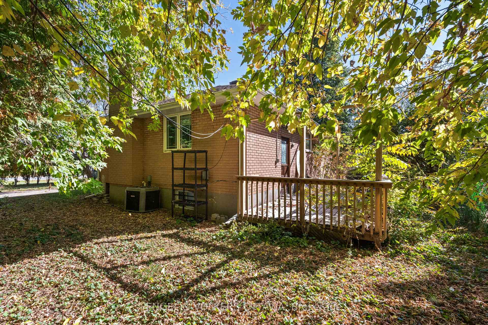 Photo 21 of 43 Cordova Street, Ottawa, Meadowlands/St. Claire Gardens — HOMEH