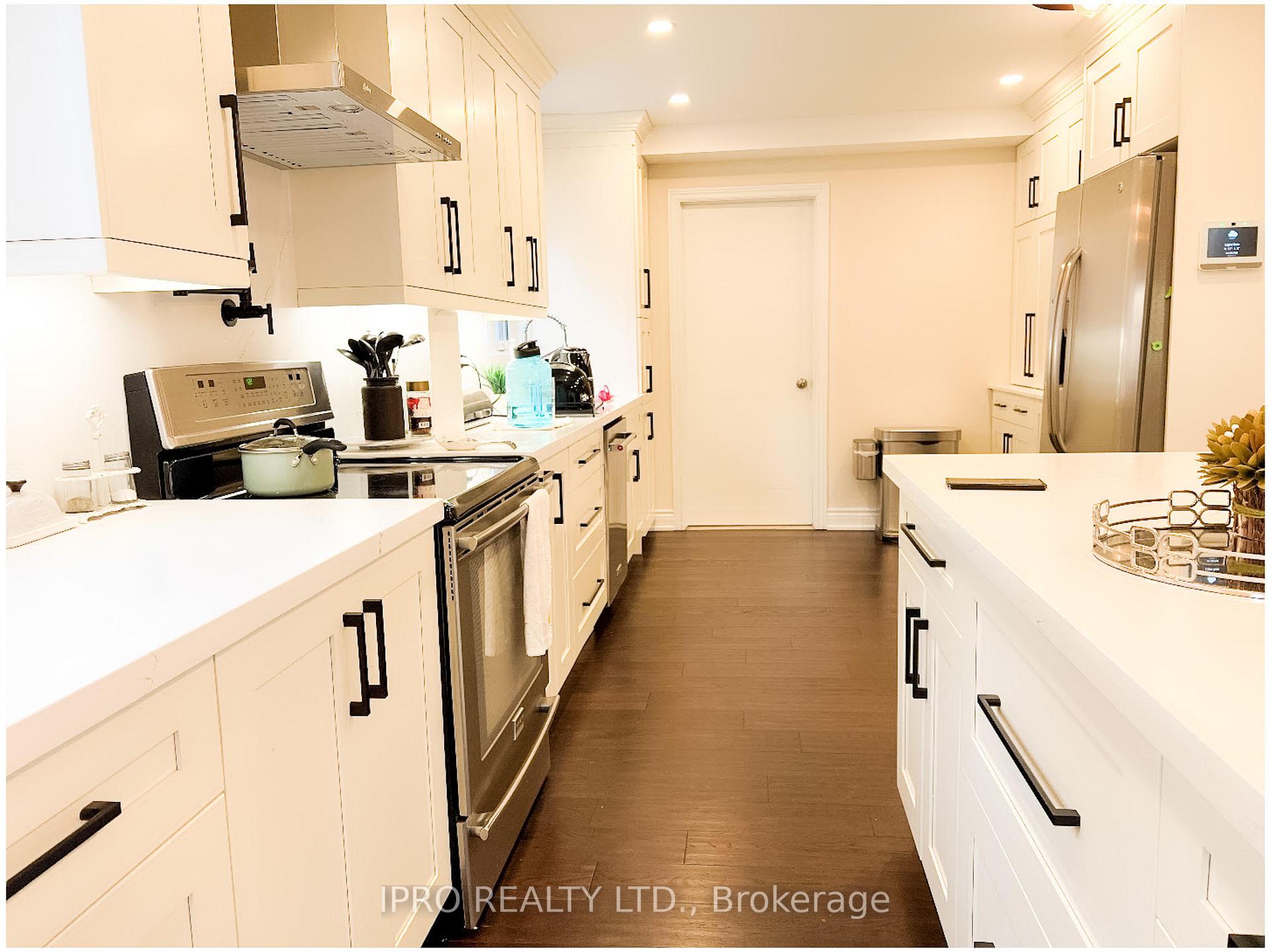 Photo 13 of 75 Willowbrook Drive, Whitby, Pringle Creek — HOMEH