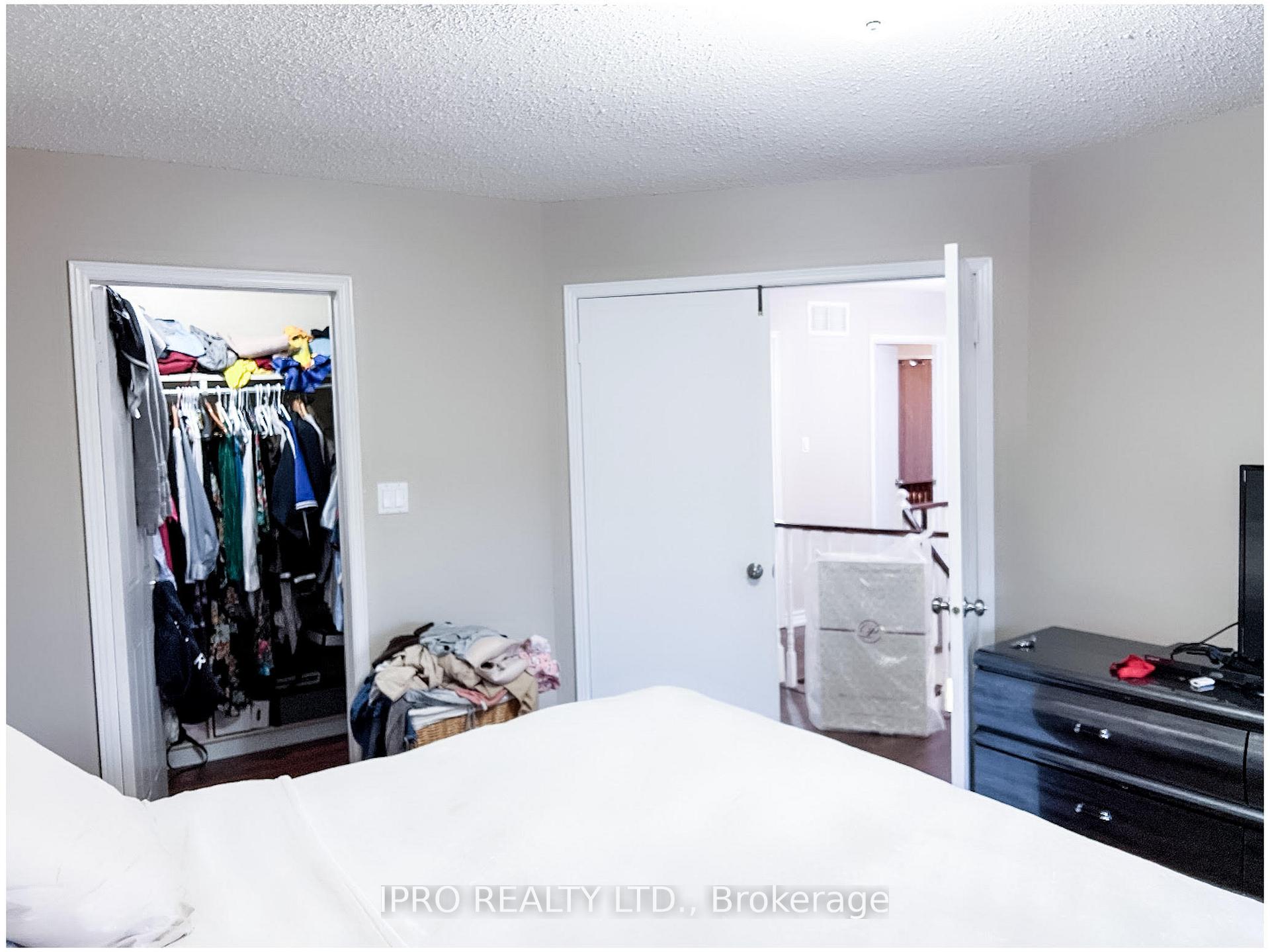 Photo 20 of 75 Willowbrook Drive, Whitby, Pringle Creek — HOMEH
