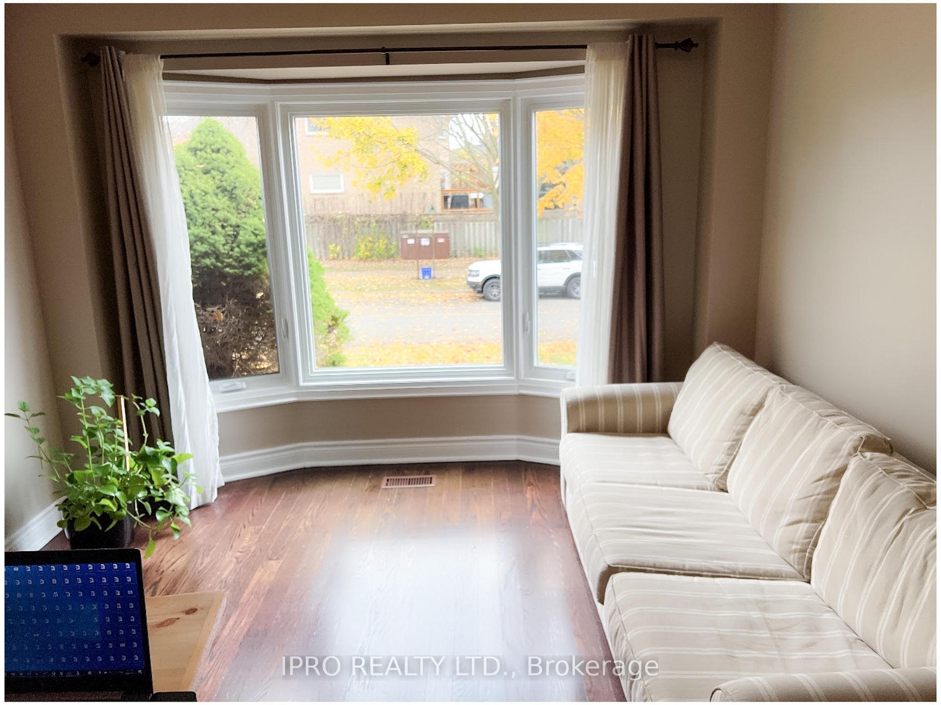Photo 27 of 75 Willowbrook Drive, Whitby, Pringle Creek — HOMEH
