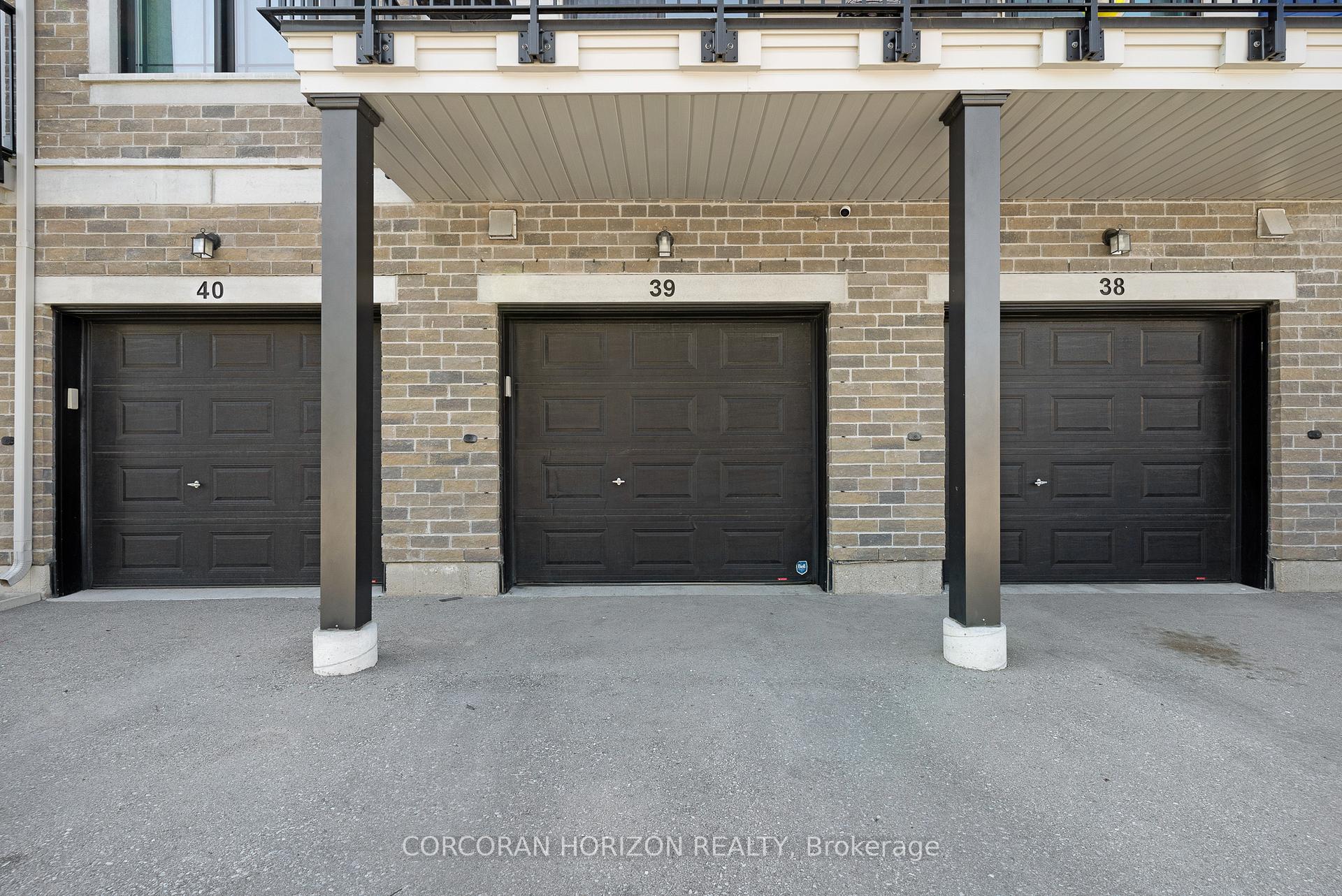 Photo 10 of Unit 39, 107 Westra Drive, Guelph, Willow West/Sugarbush/West Acres — HOMEH