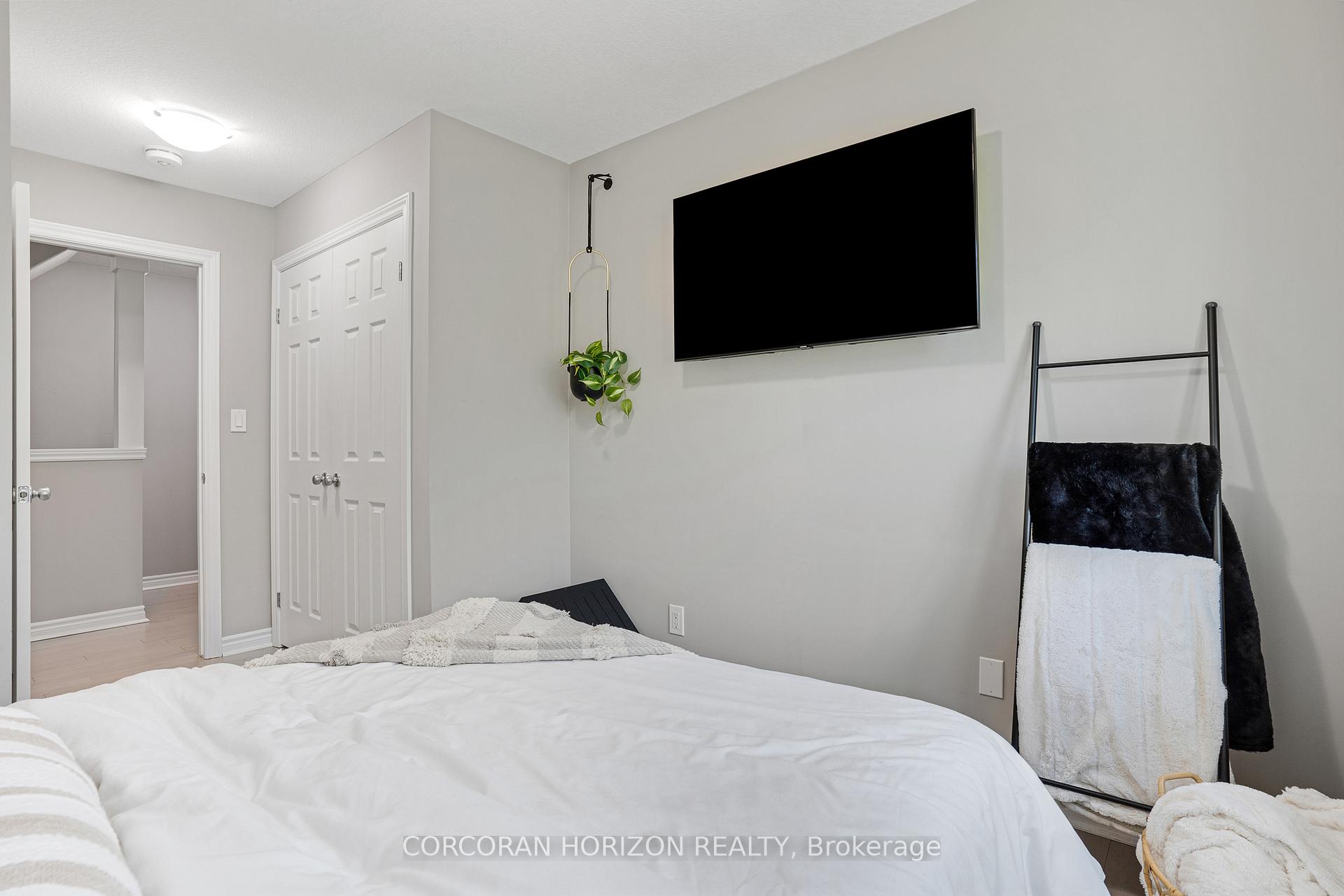 Photo 19 of Unit 39, 107 Westra Drive, Guelph, Willow West/Sugarbush/West Acres — HOMEH