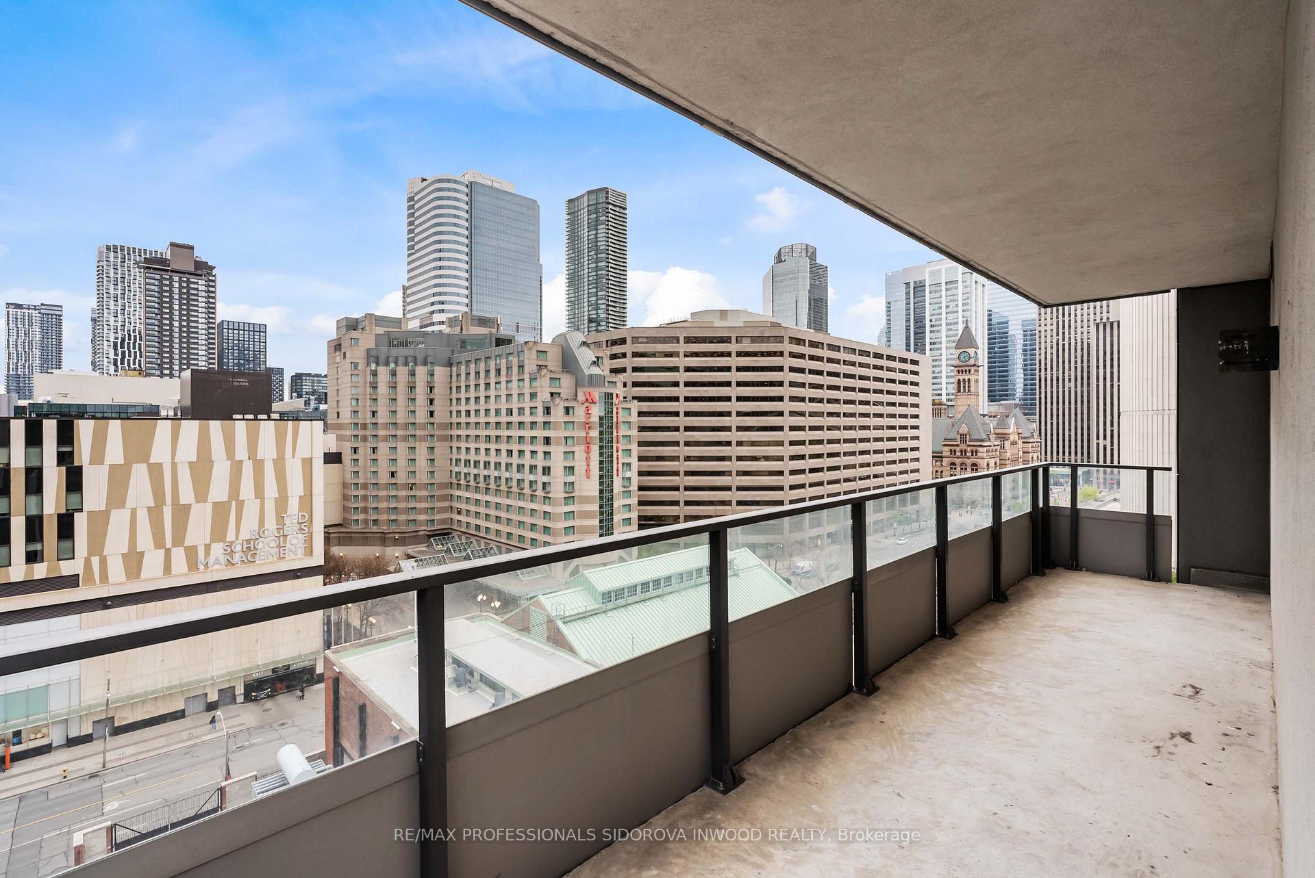 Photo 13 of Unit 1505, 111 Elizabeth Street, Toronto, Bay Street Corridor — HOMEH