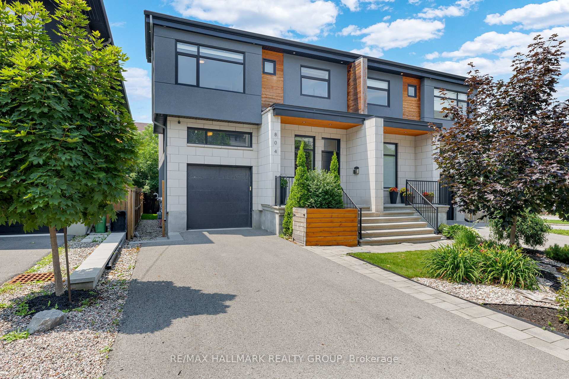 Photo 1 of 804 Kingsmere Avenue, Ottawa, McKellar Heights/Glabar Park — HOMEH