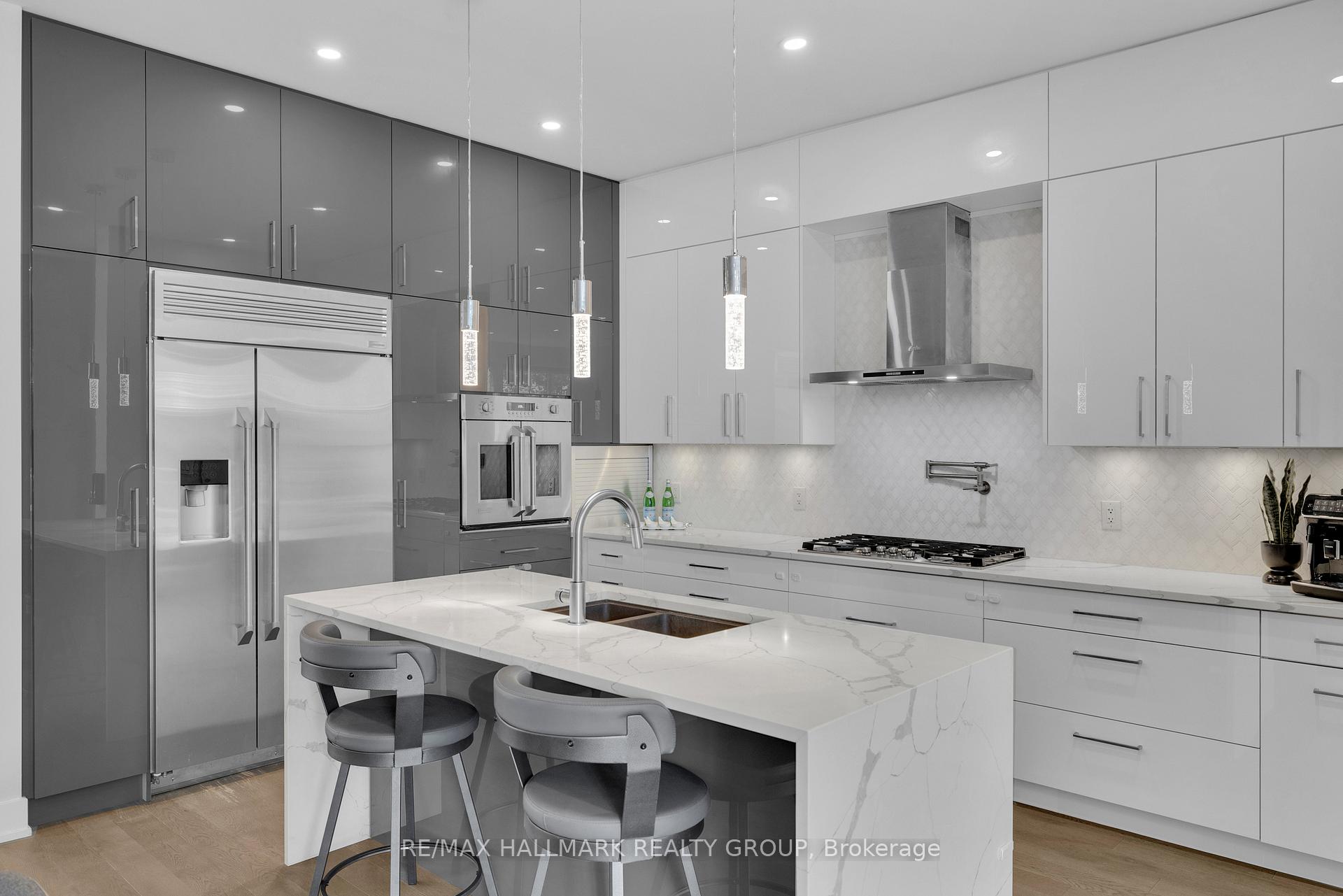 Photo 13 of 804 Kingsmere Avenue, Ottawa, McKellar Heights/Glabar Park — HOMEH