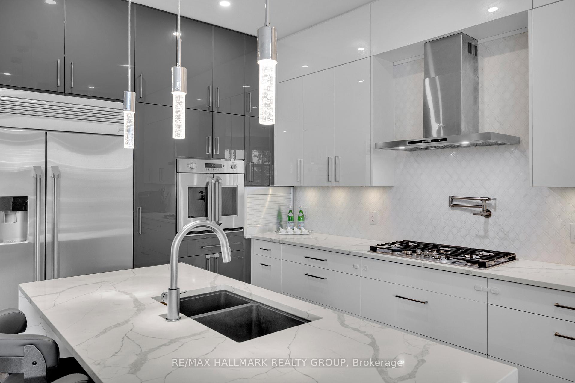 Photo 14 of 804 Kingsmere Avenue, Ottawa, McKellar Heights/Glabar Park — HOMEH