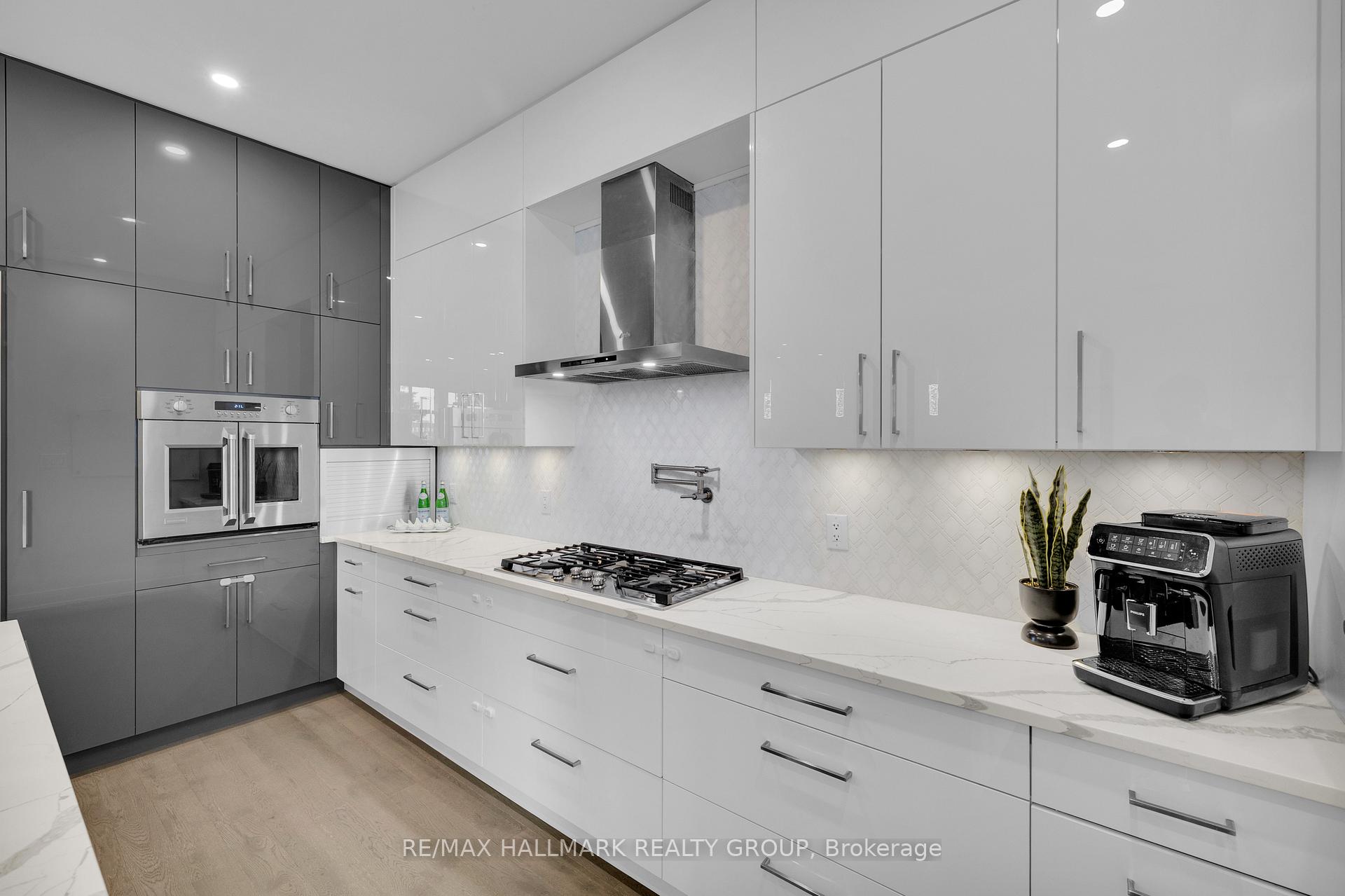 Photo 18 of 804 Kingsmere Avenue, Ottawa, McKellar Heights/Glabar Park — HOMEH