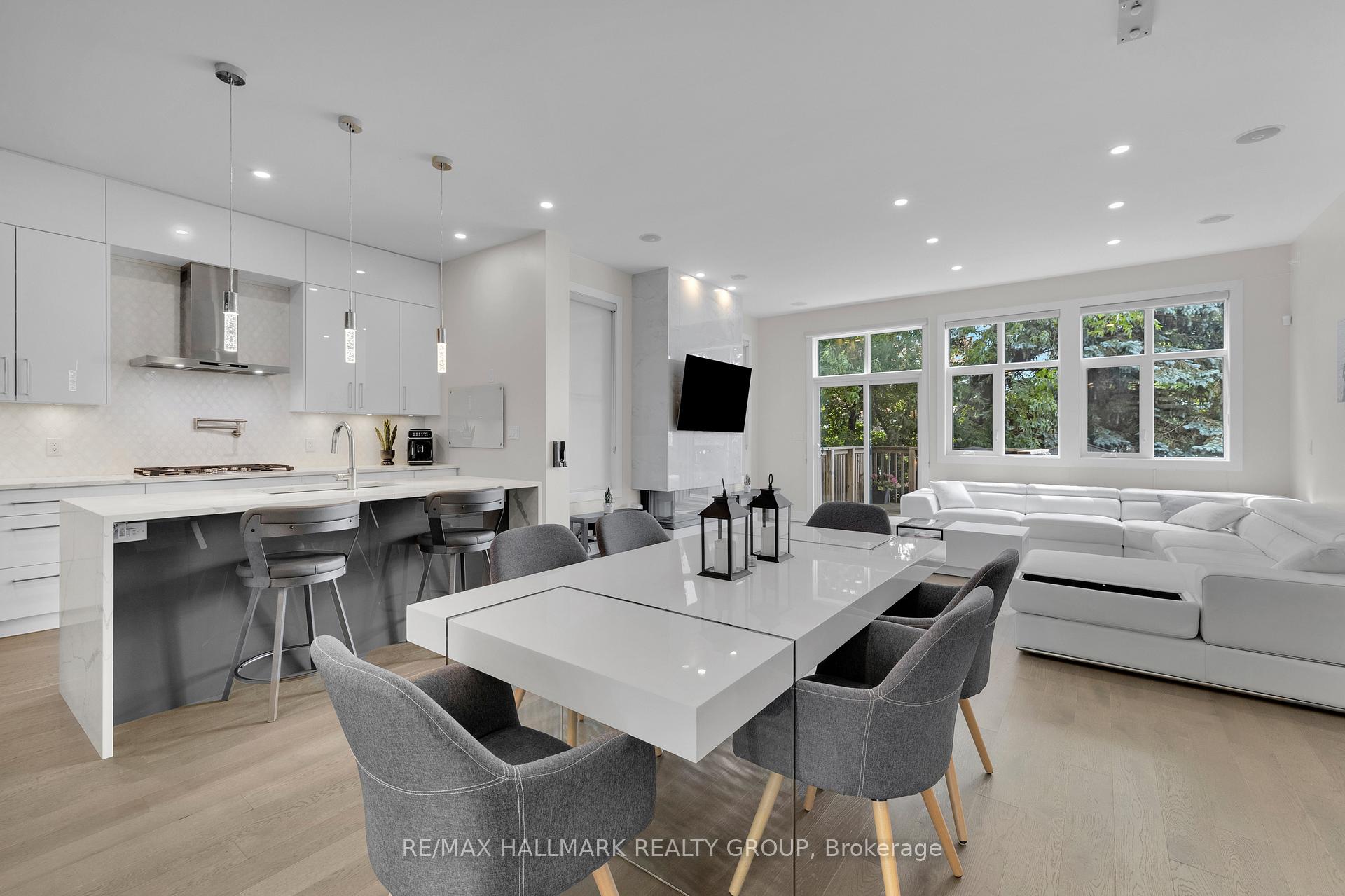 Photo 20 of 804 Kingsmere Avenue, Ottawa, McKellar Heights/Glabar Park — HOMEH