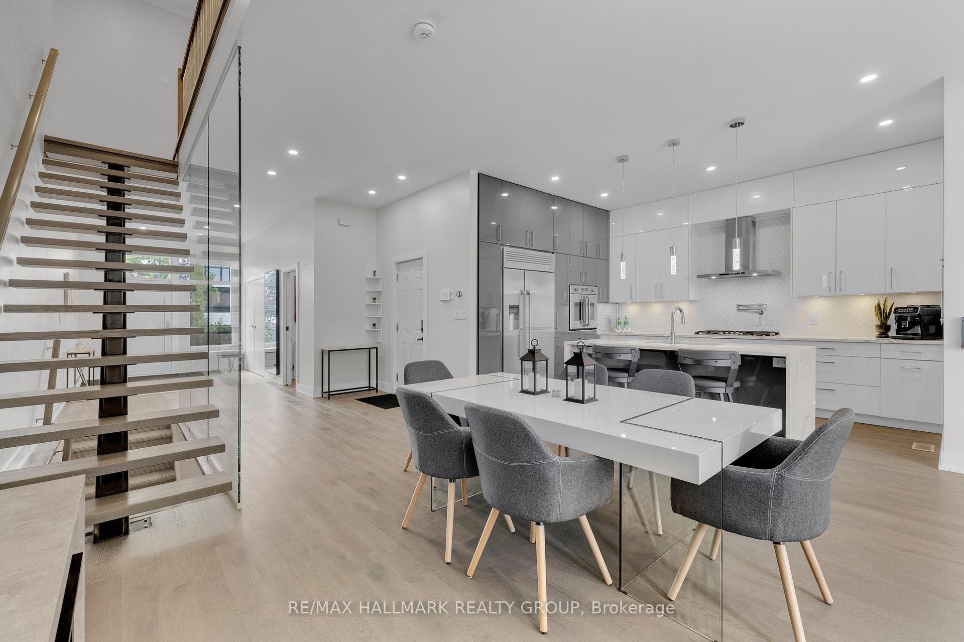 Photo 21 of 804 Kingsmere Avenue, Ottawa, McKellar Heights/Glabar Park — HOMEH
