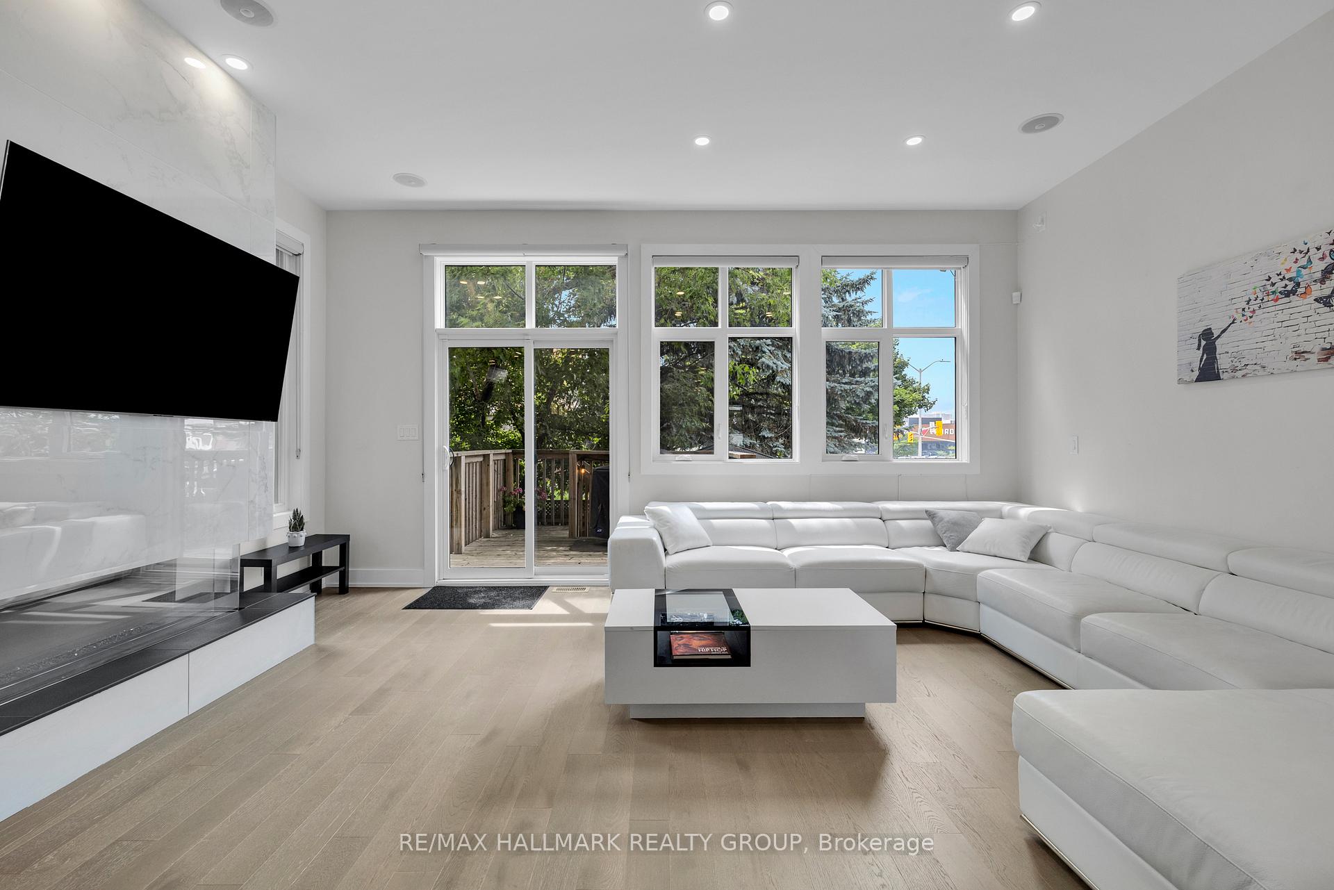 Photo 26 of 804 Kingsmere Avenue, Ottawa, McKellar Heights/Glabar Park — HOMEH