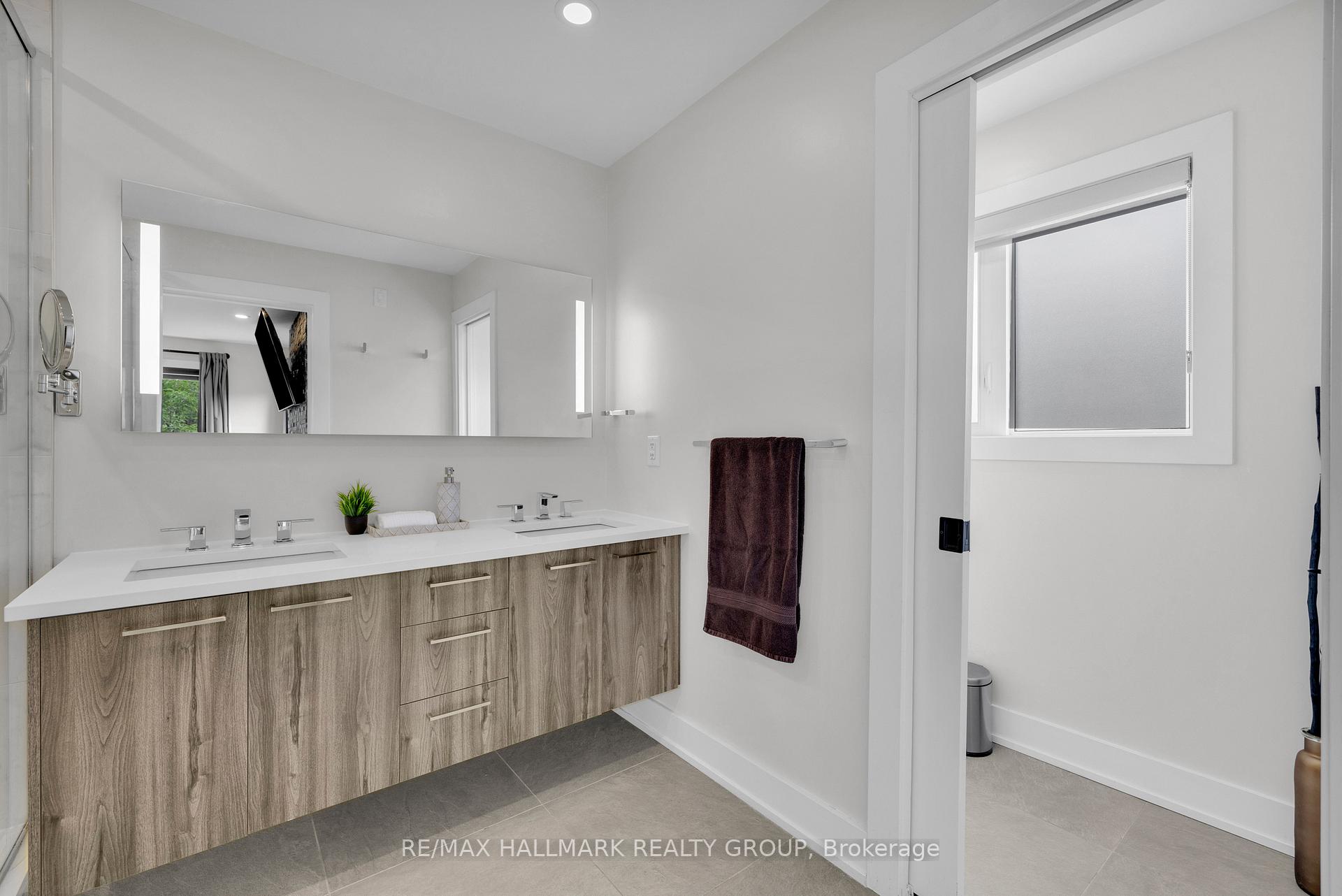 Photo 35 of 804 Kingsmere Avenue, Ottawa, McKellar Heights/Glabar Park — HOMEH