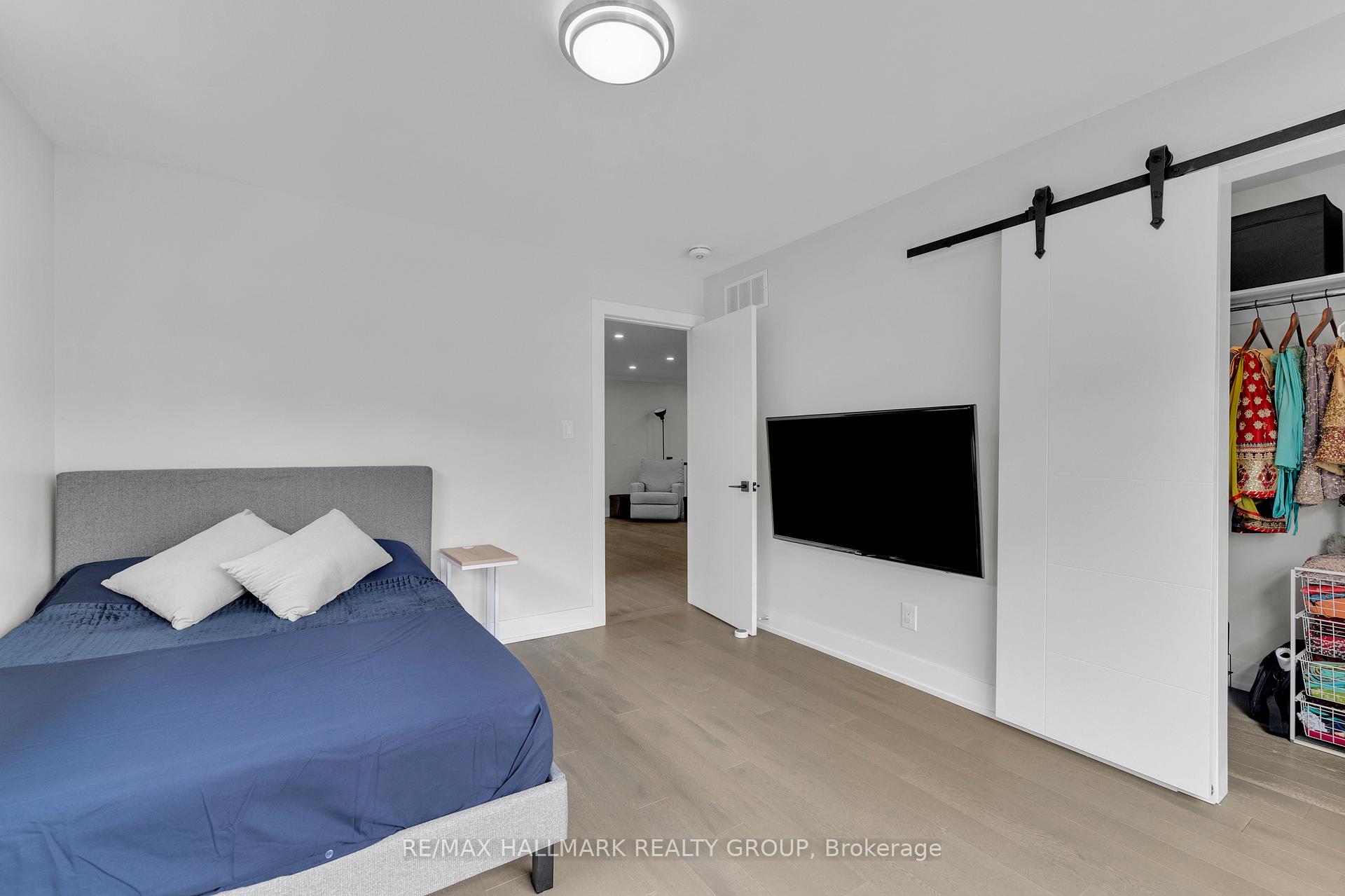 Photo 41 of 804 Kingsmere Avenue, Ottawa, McKellar Heights/Glabar Park — HOMEH