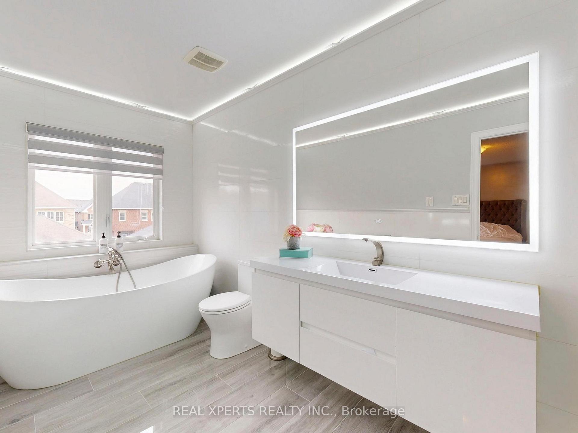 Photo 18 of 221 The Meadows Avenue, Markham, Cornell — HOMEH