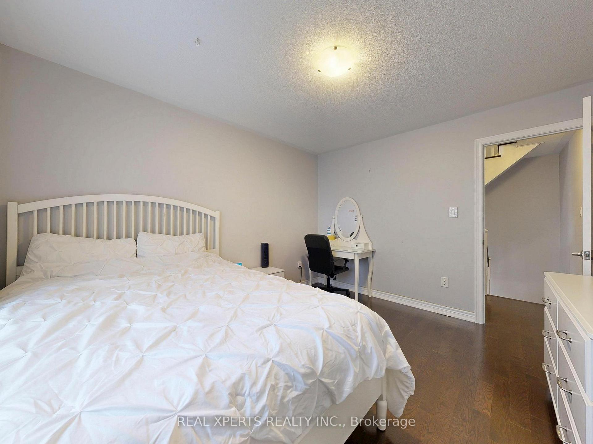 Photo 21 of 221 The Meadows Avenue, Markham, Cornell — HOMEH