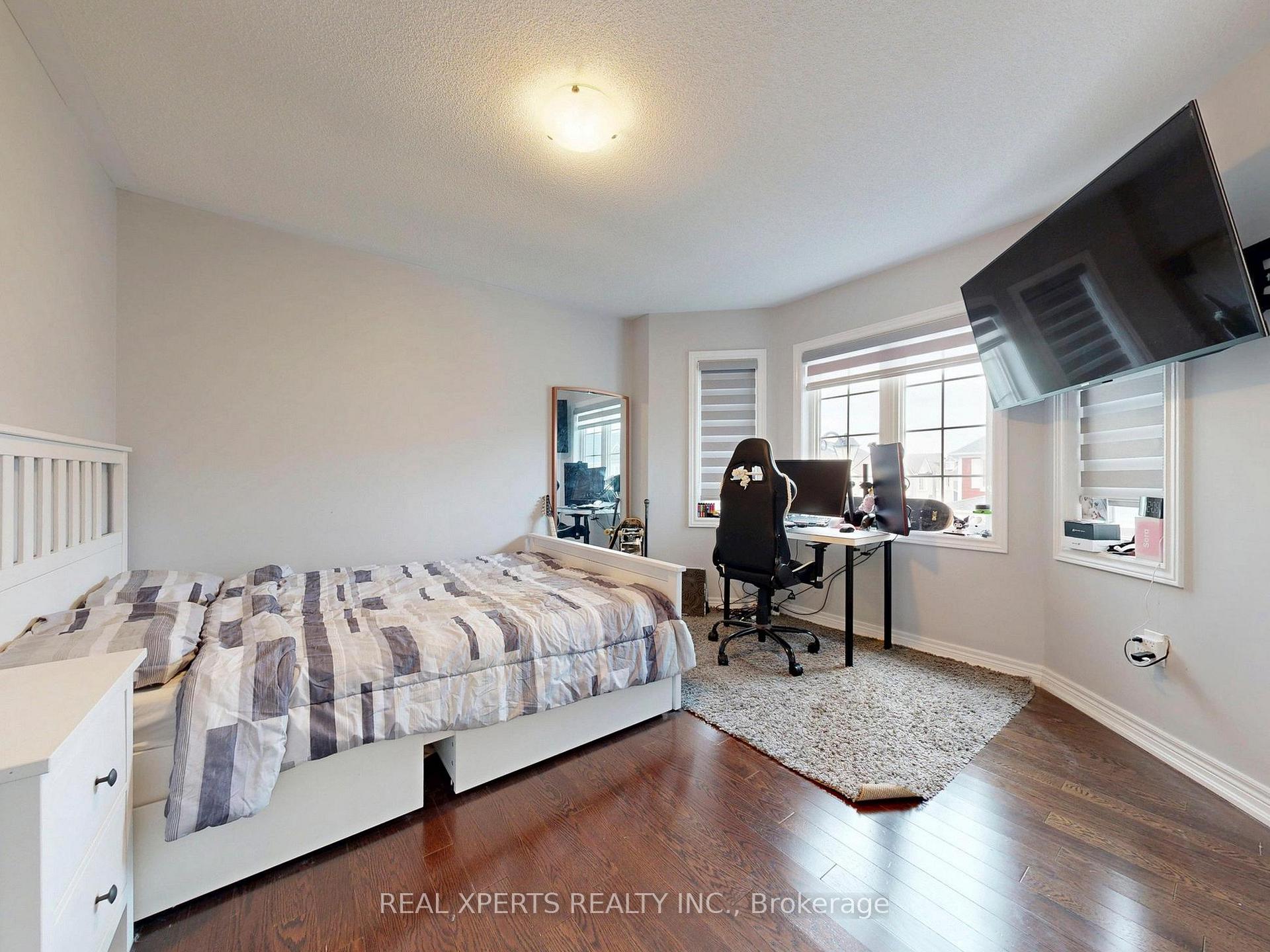 Photo 22 of 221 The Meadows Avenue, Markham, Cornell — HOMEH