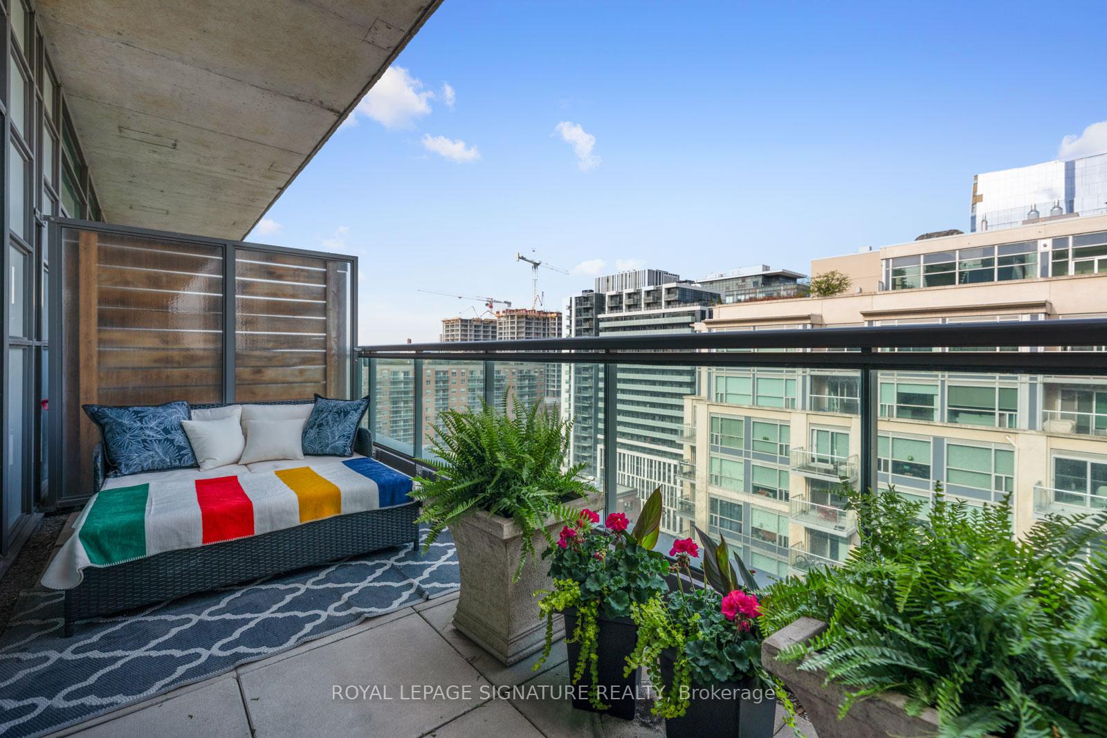 Photo 19 of Unit 1406, 333 Adelaide Street E, Toronto, Moss Park — HOMEH