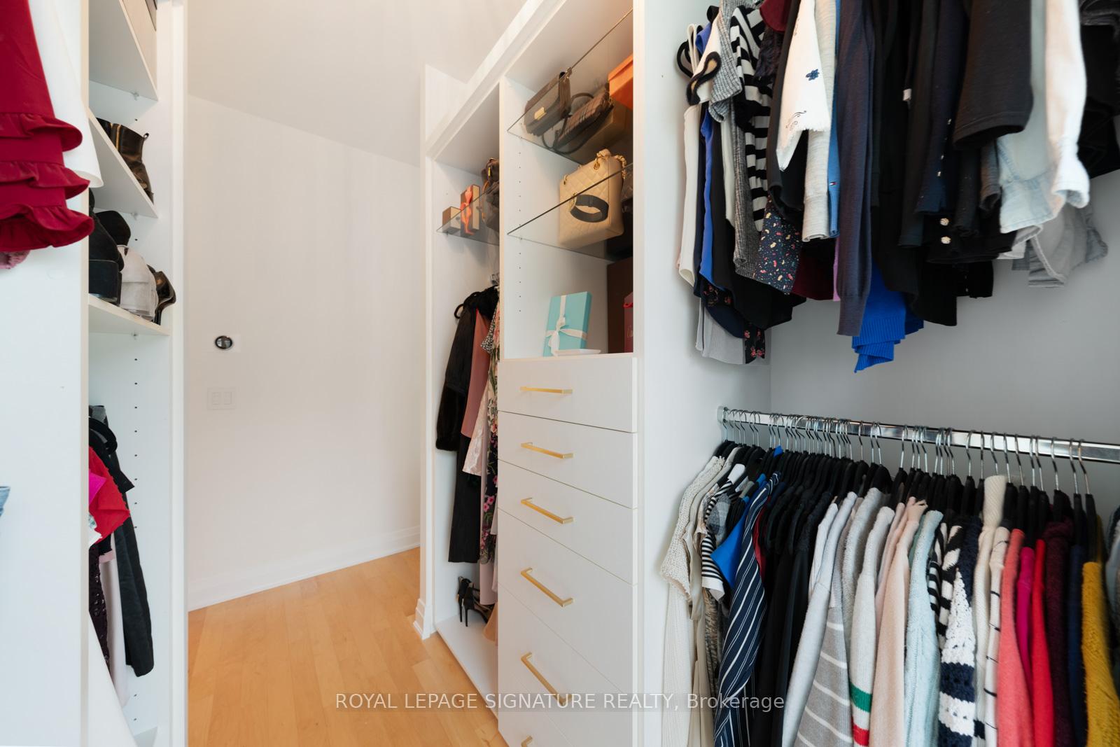 Photo 10 of Unit 1406, 333 Adelaide Street E, Toronto, Moss Park — HOMEH