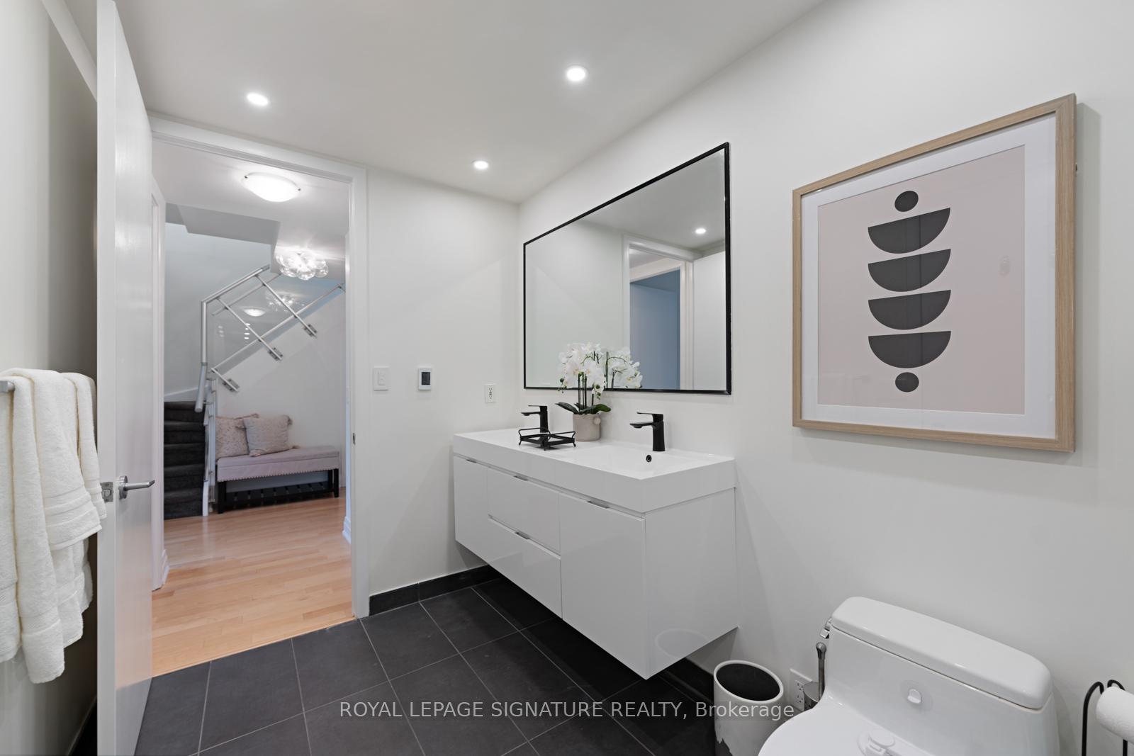 Photo 17 of Unit 1406, 333 Adelaide Street E, Toronto, Moss Park — HOMEH
