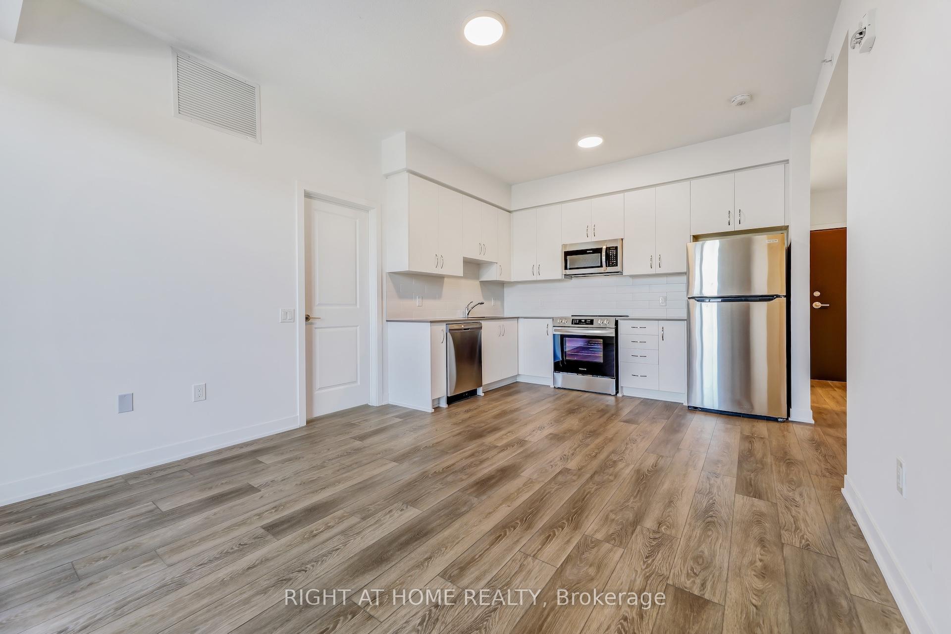 Photo 17 of Unit 218, 385 Arctic Red Drive, Oshawa, Windfields — HOMEH