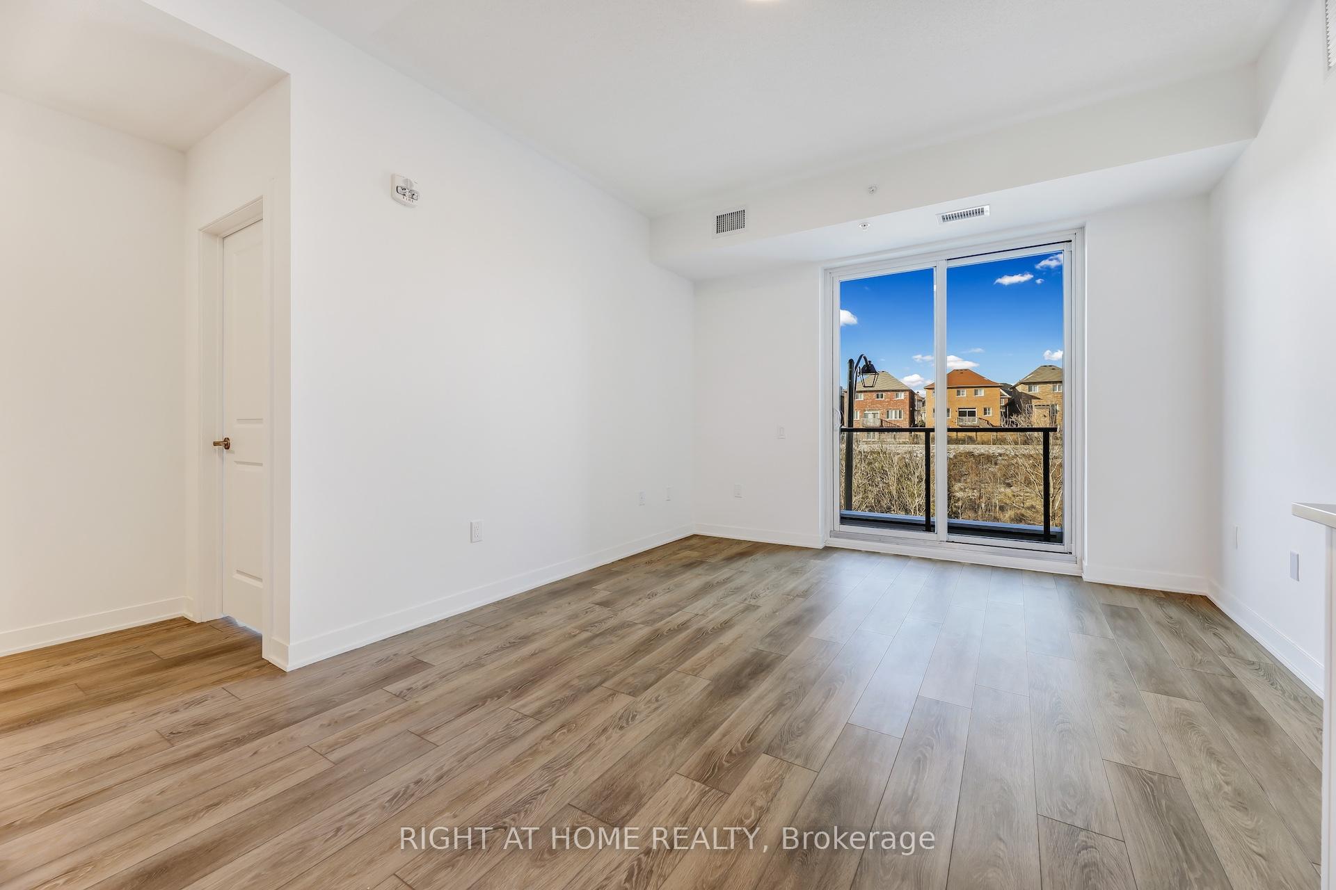 Photo 7 of Unit 218, 385 Arctic Red Drive, Oshawa, Windfields — HOMEH