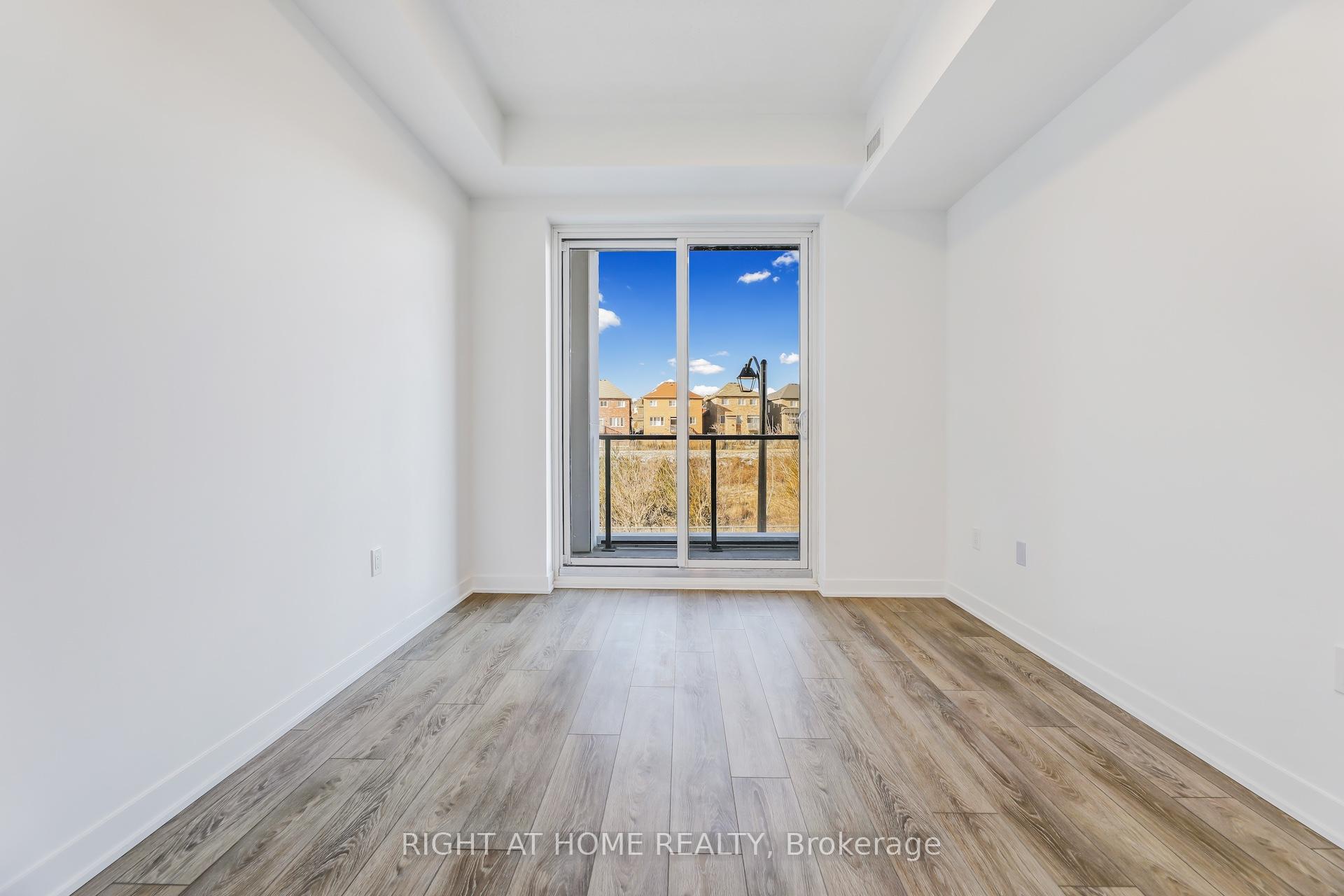 Photo 5 of Unit 218, 385 Arctic Red Drive, Oshawa, Windfields — HOMEH