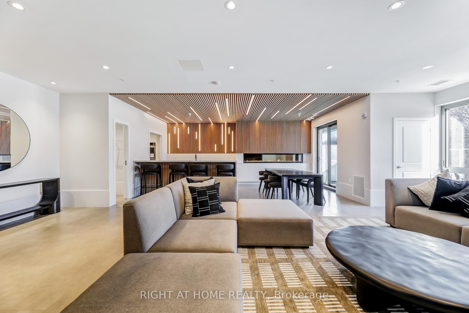 Photo 25 of Unit 218, 385 Arctic Red Drive, Oshawa, Windfields — HOMEH