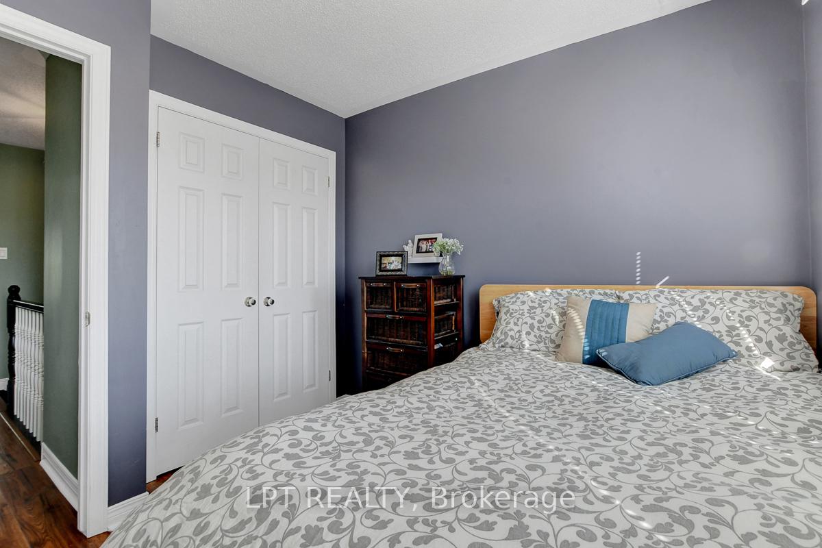 Photo 1 of 204 Forestglade Crescent, Ottawa, Hunt Club Park — HOMEH