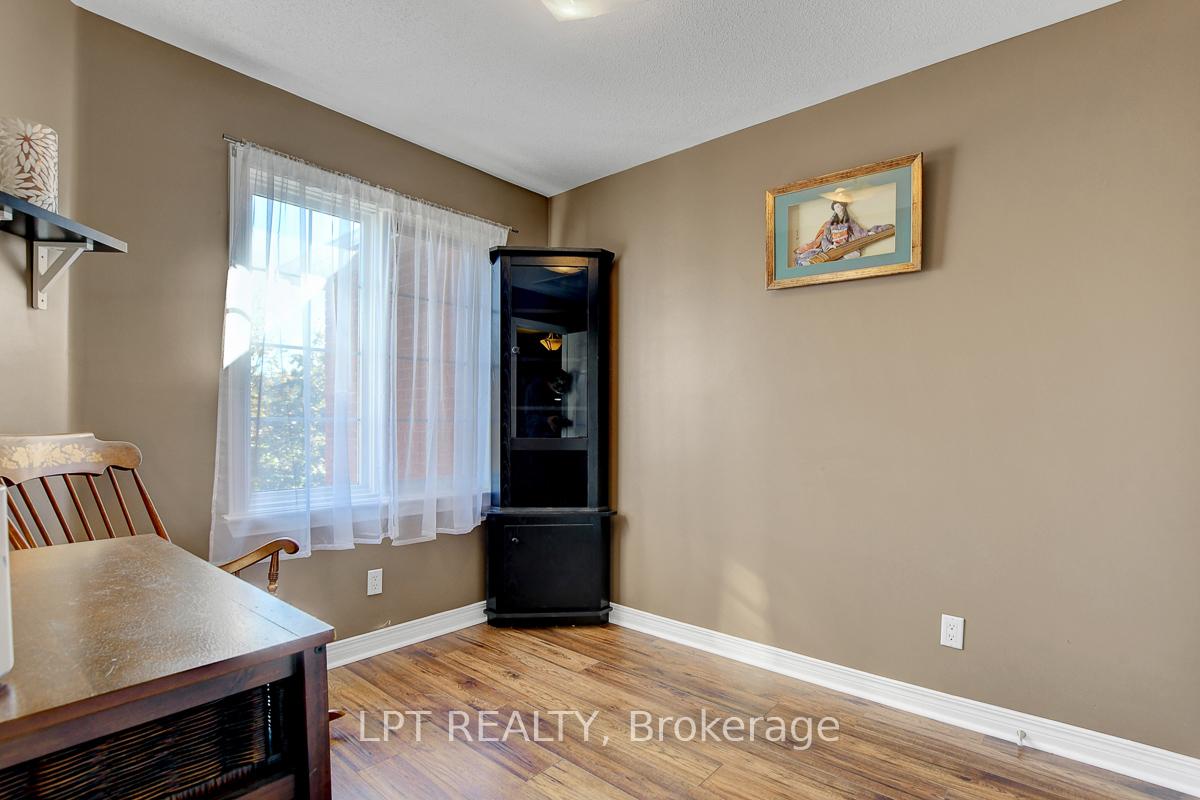 Photo 2 of 204 Forestglade Crescent, Ottawa, Hunt Club Park — HOMEH
