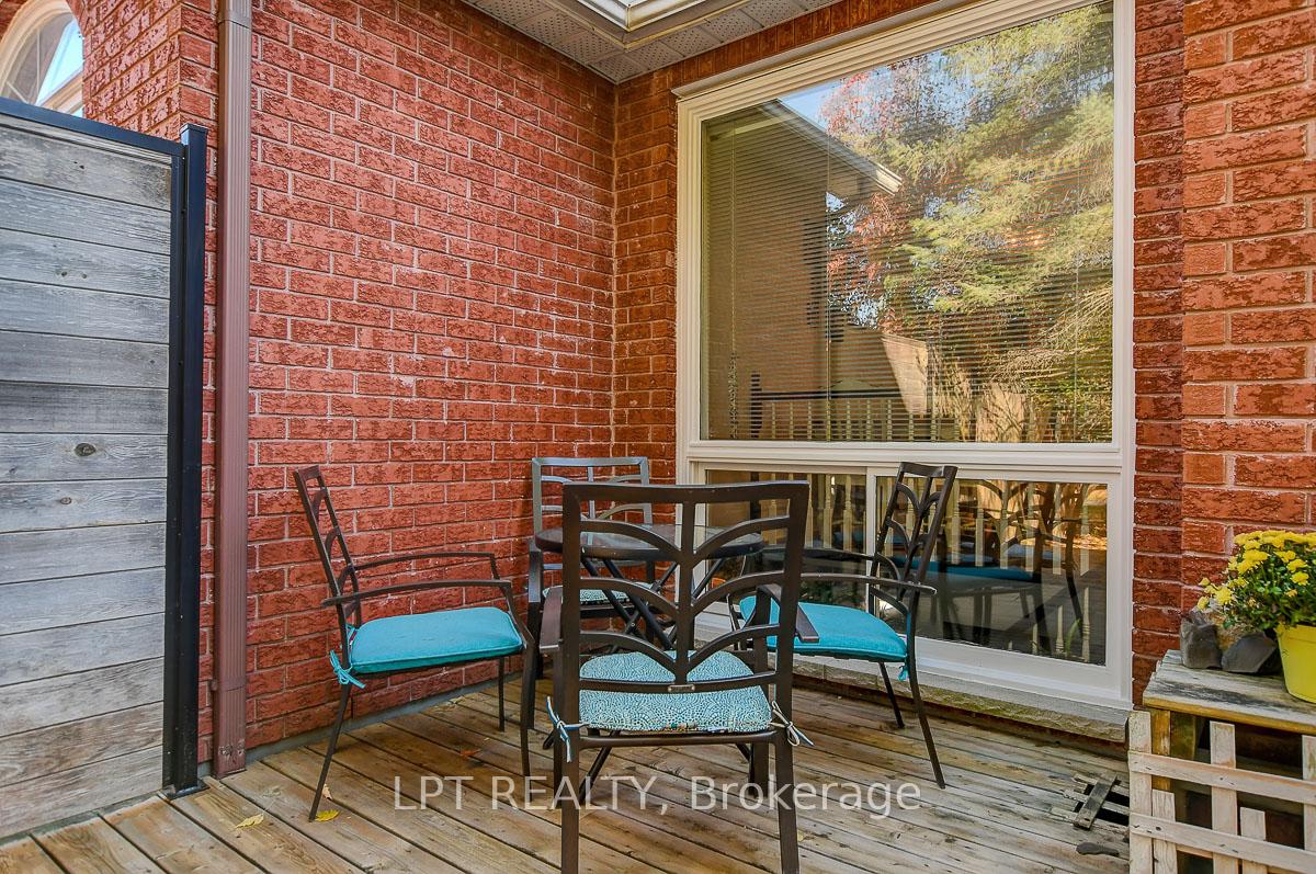 Photo 4 of 204 Forestglade Crescent, Ottawa, Hunt Club Park — HOMEH
