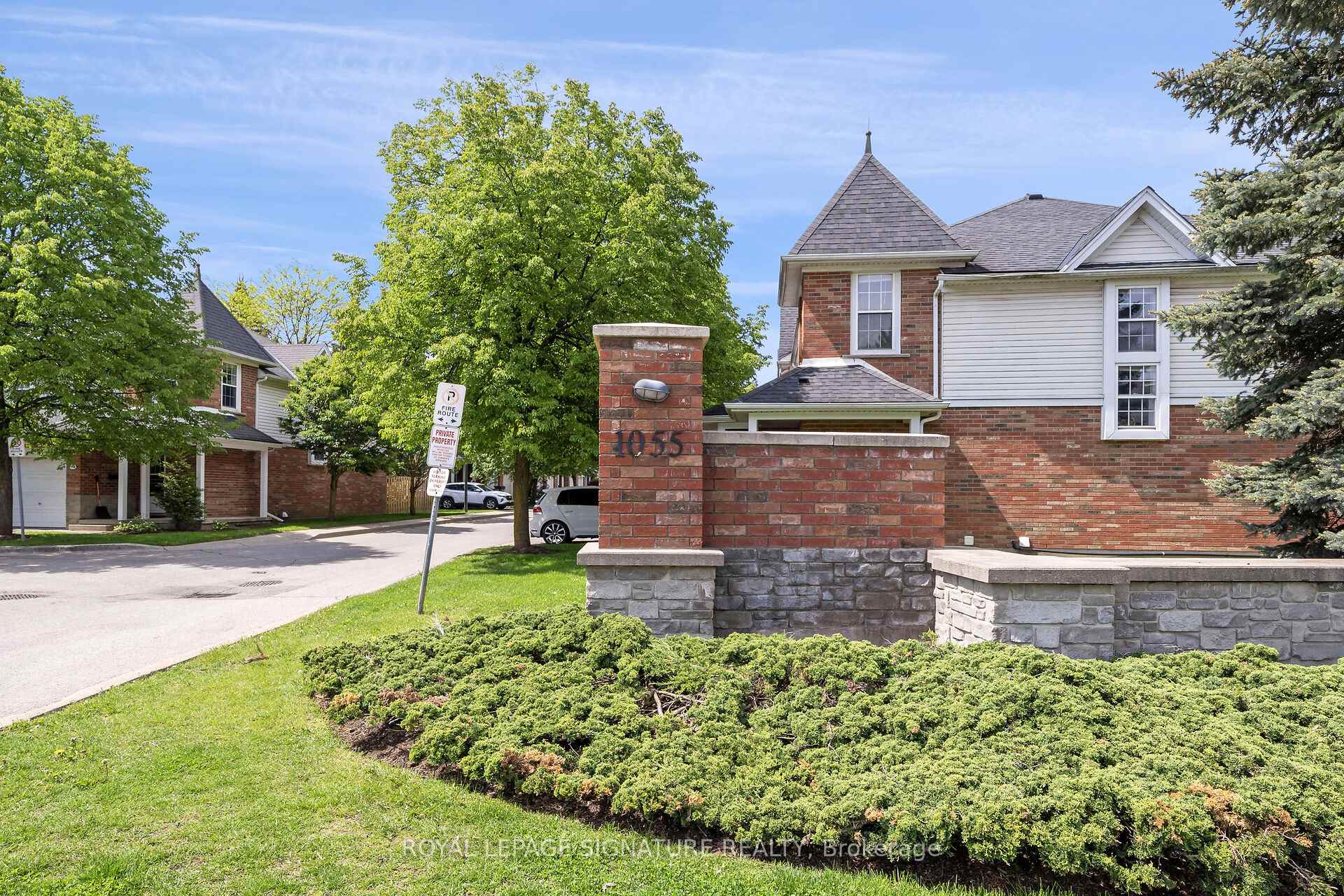Photo 2 of Unit 4, 1055 Gordon Street, Guelph, Kortright West — HOMEH