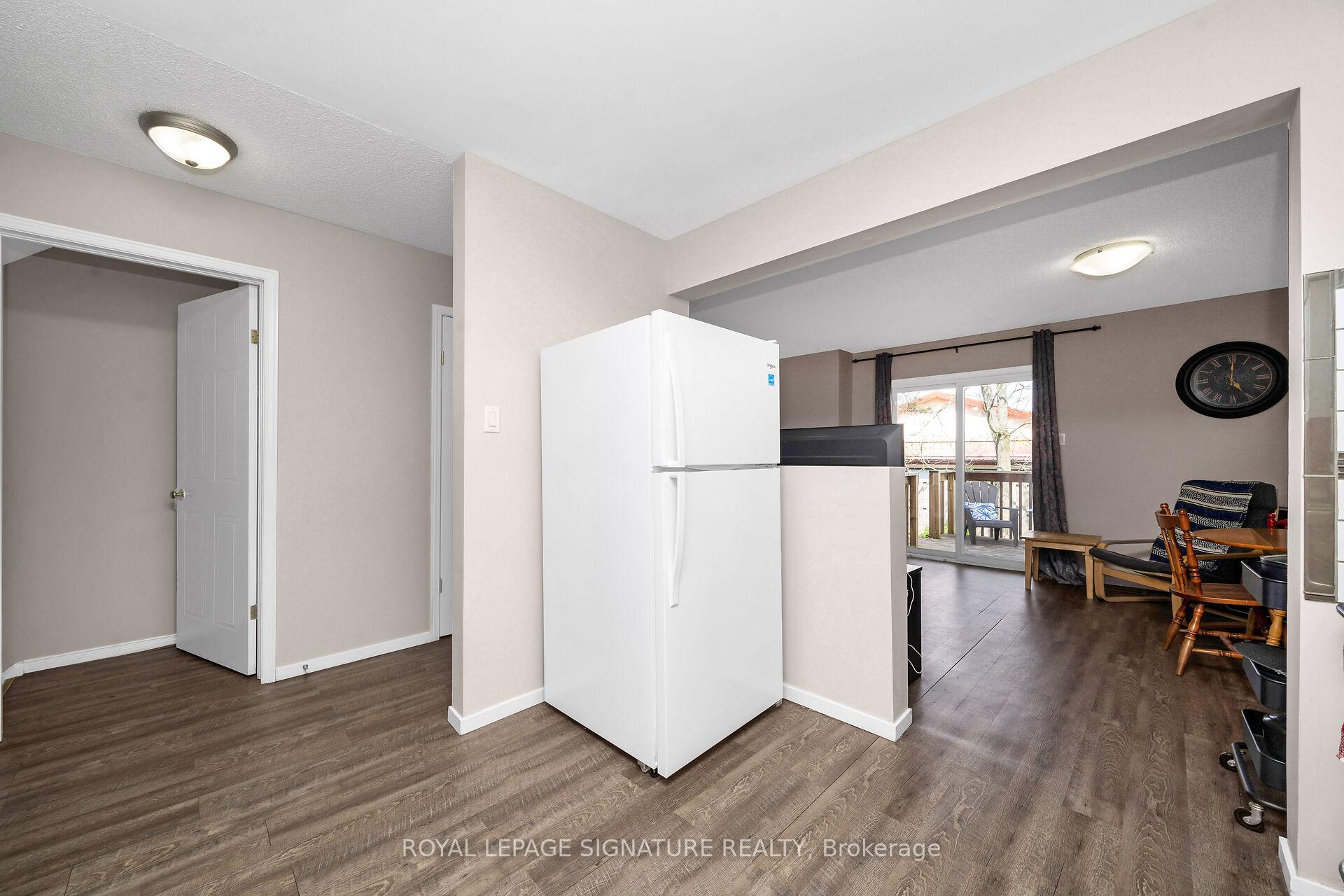 Photo 16 of Unit 4, 1055 Gordon Street, Guelph, Kortright West — HOMEH