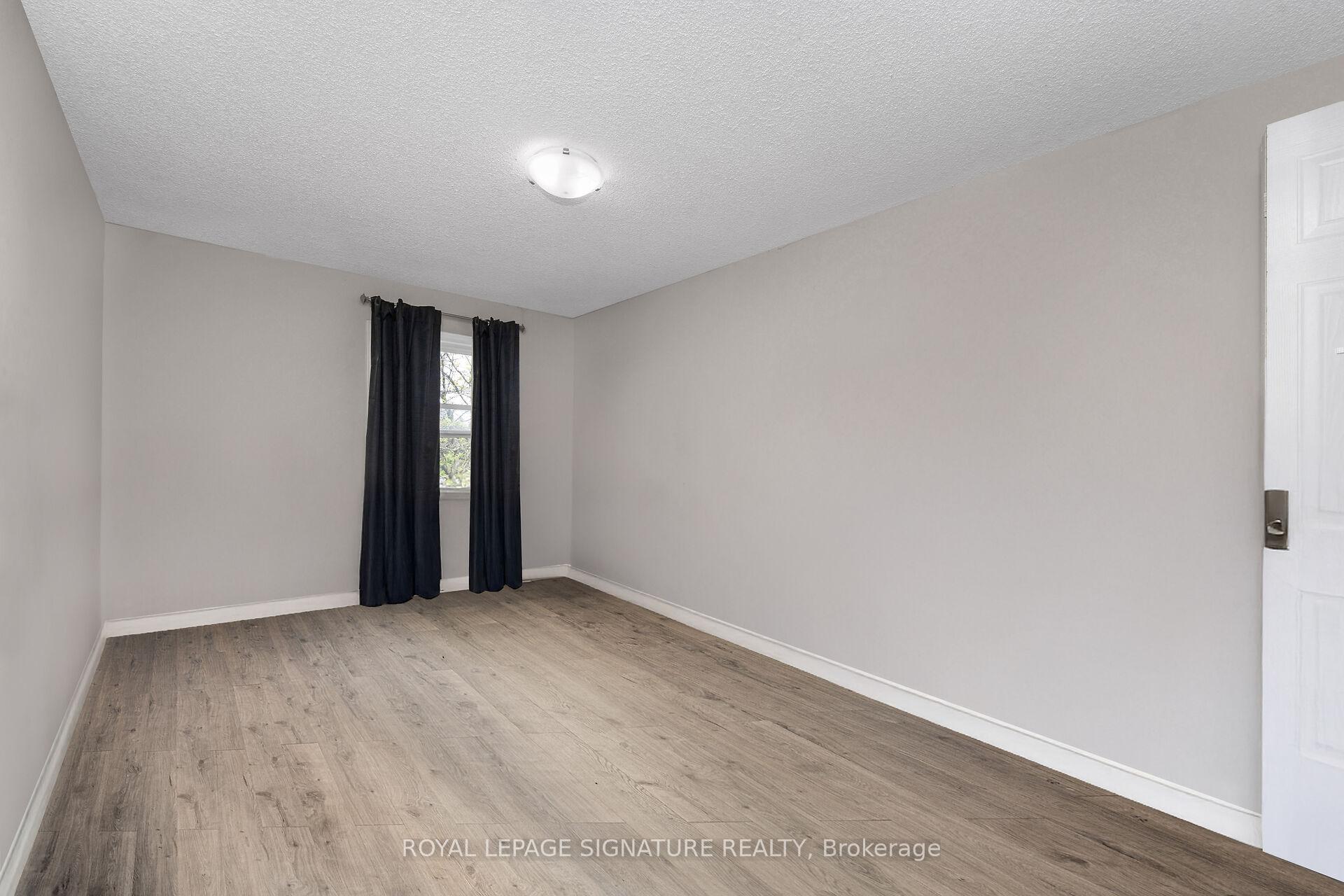 Photo 10 of Unit 4, 1055 Gordon Street, Guelph, Kortright West — HOMEH