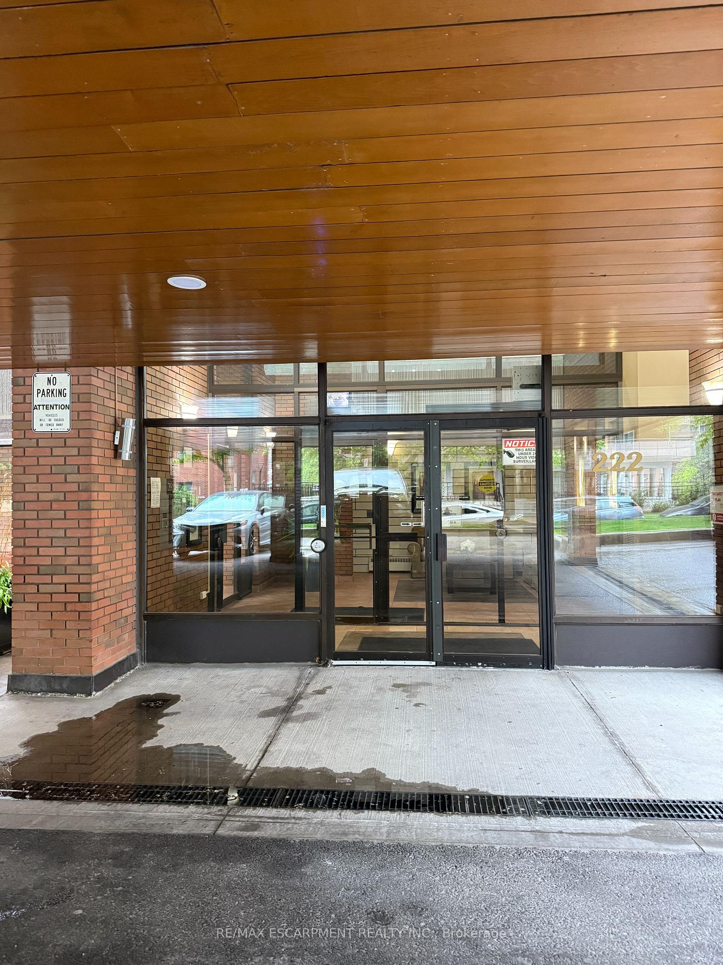Photo 4 of Unit 1104, 222 Jackson Street W, Hamilton, Durand — HOMEH
