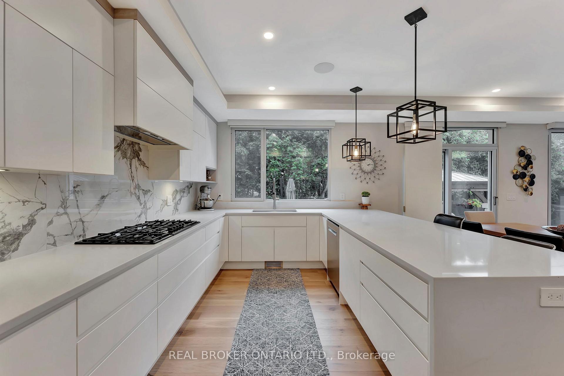 Photo 18 of 49 Lotta Avenue, Ottawa, Meadowlands/St. Claire Gardens — HOMEH