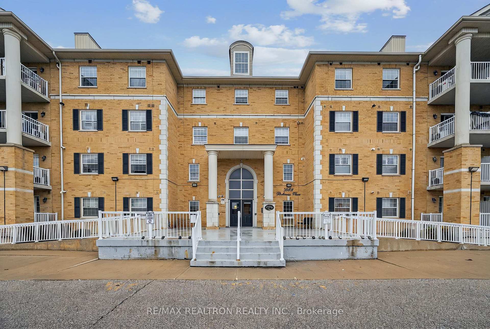 Photo 1 of Unit 110, 7424 Markham Road, Markham, Middlefield — HOMEH