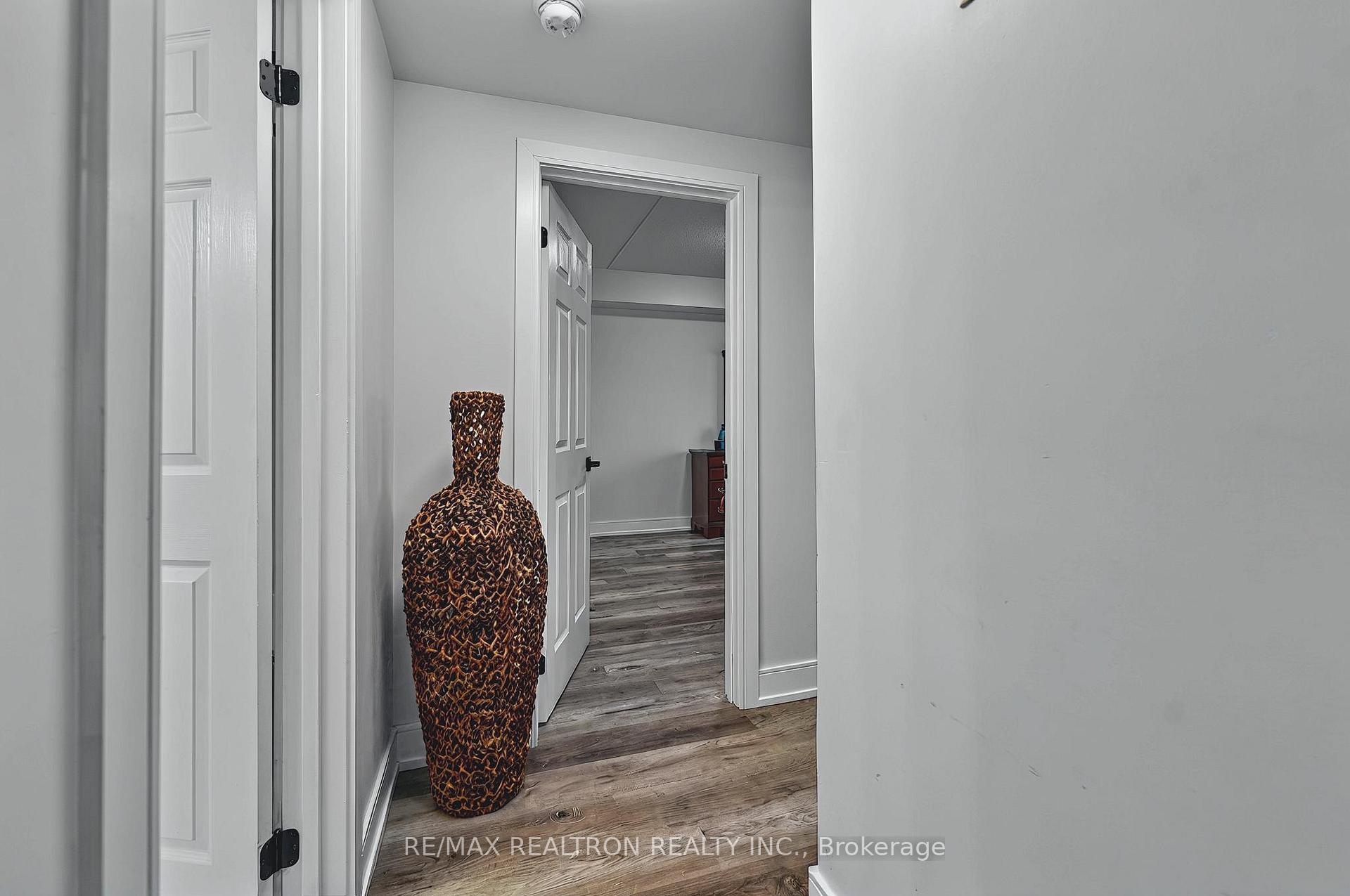 Photo 14 of Unit 110, 7424 Markham Road, Markham, Middlefield — HOMEH