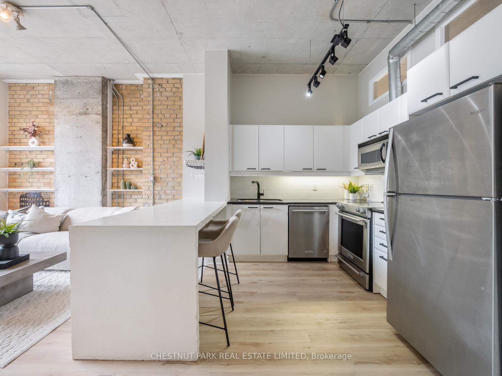 Photo 5 of Unit 312, 955 Queen Street, Toronto, Trinity-Bellwoods — HOMEH