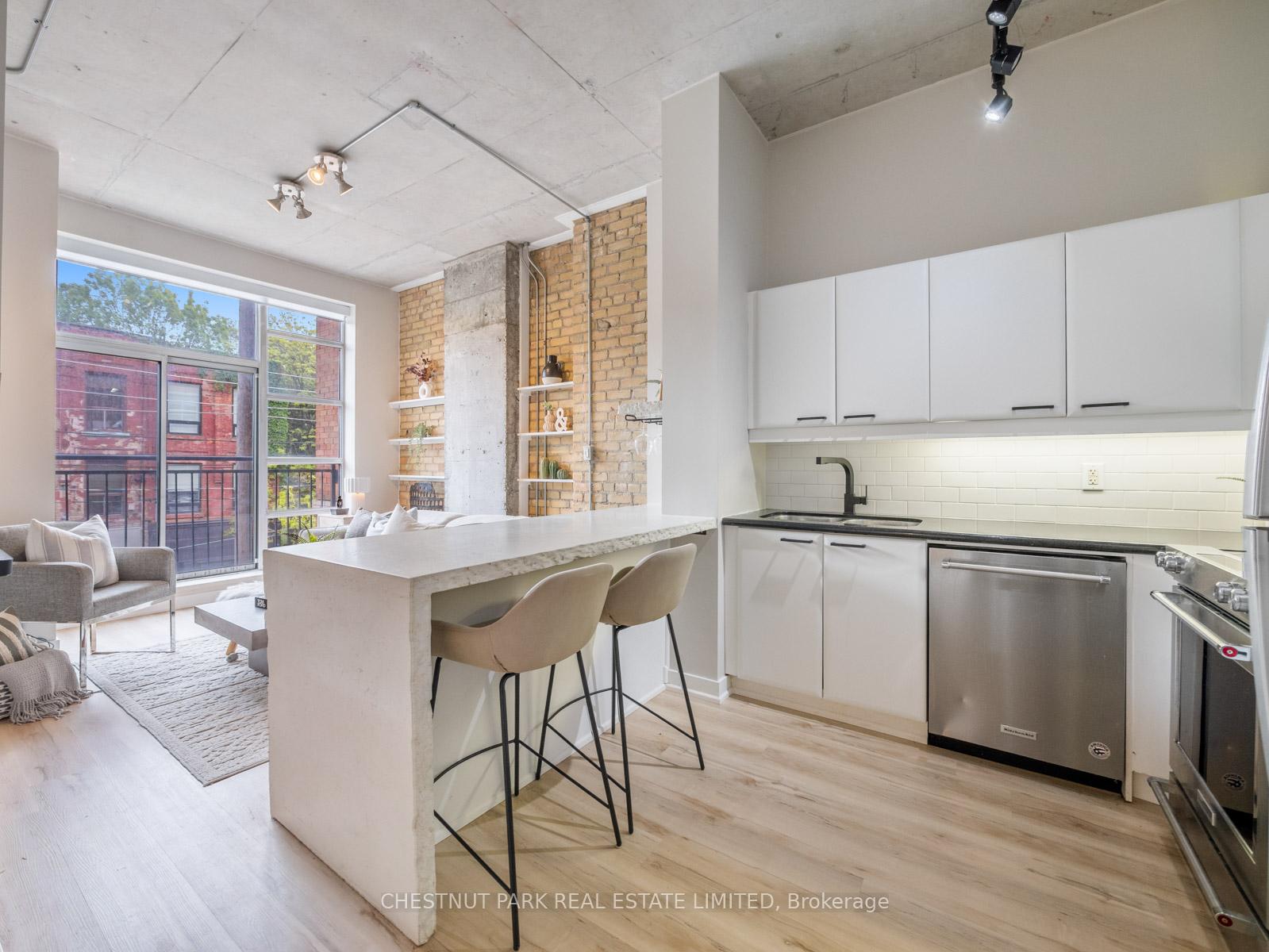 Photo 6 of Unit 312, 955 Queen Street, Toronto, Trinity-Bellwoods — HOMEH